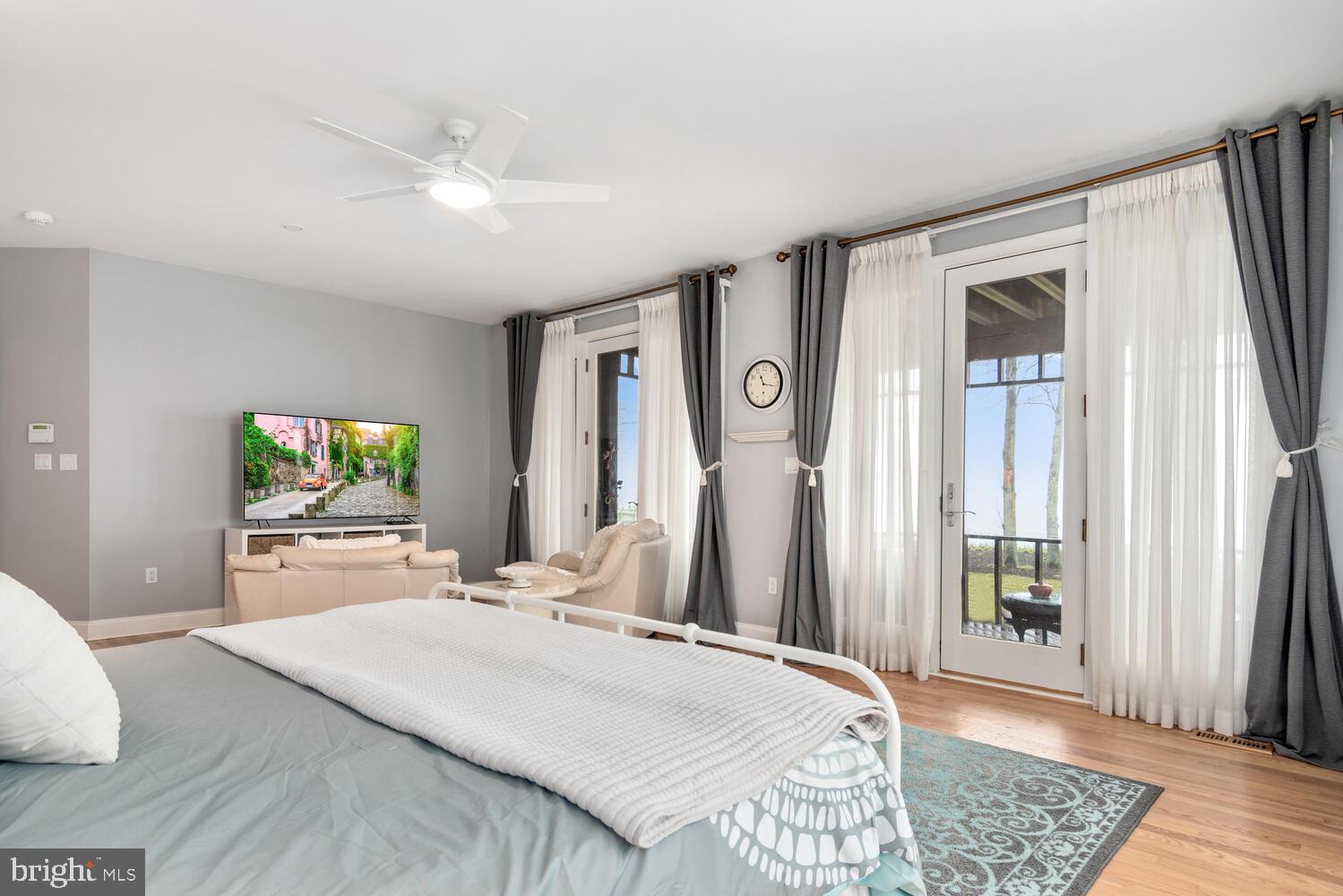 BLOODY POINT FARM - Residential