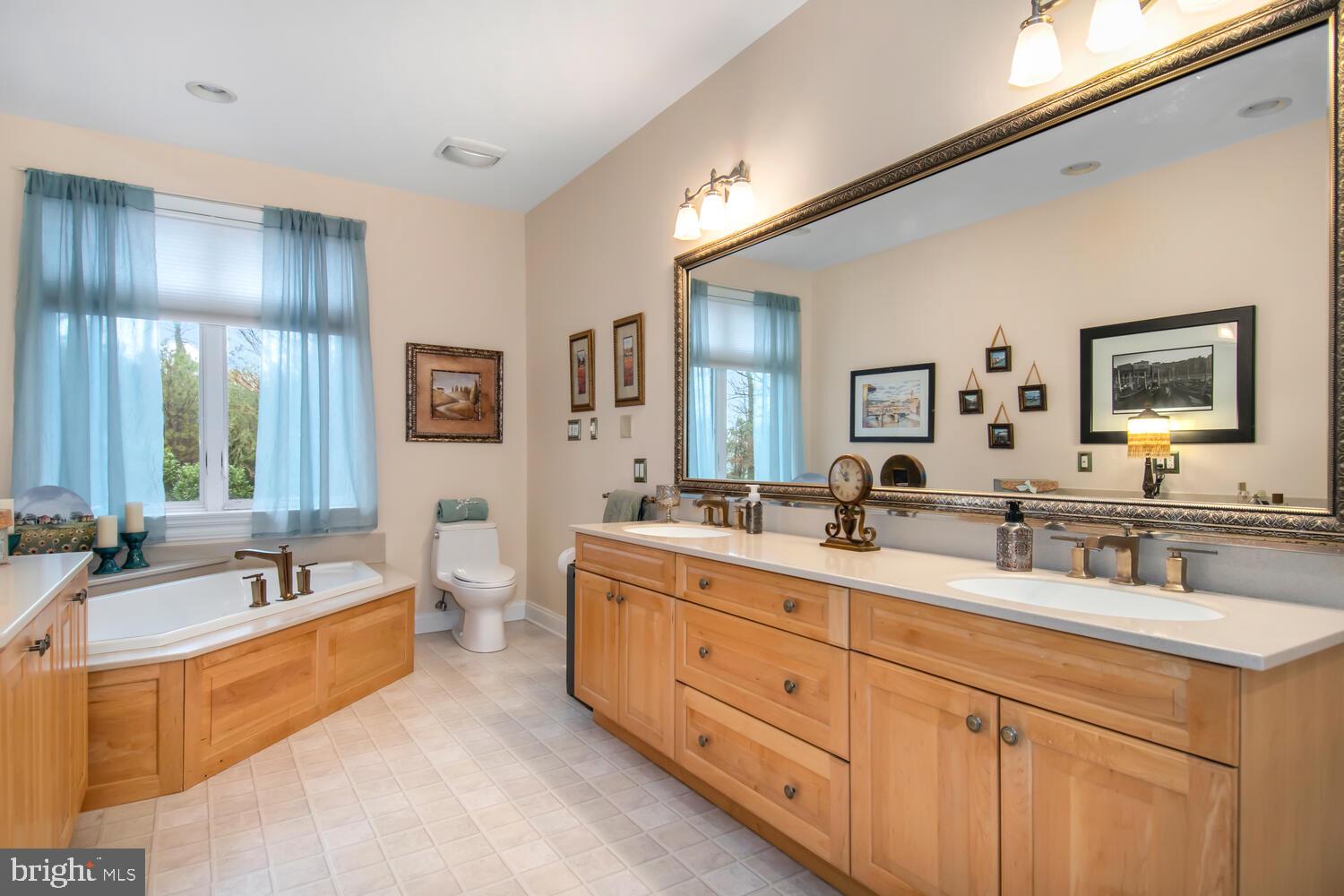 BLOODY POINT FARM - Residential