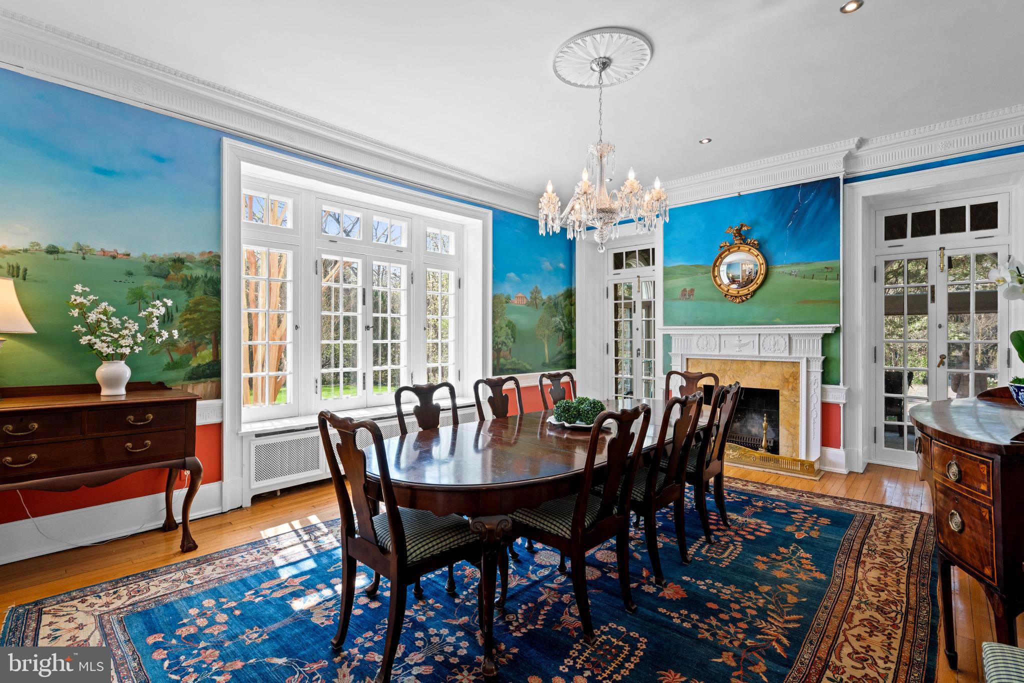 FOREST HILLS - Residential
