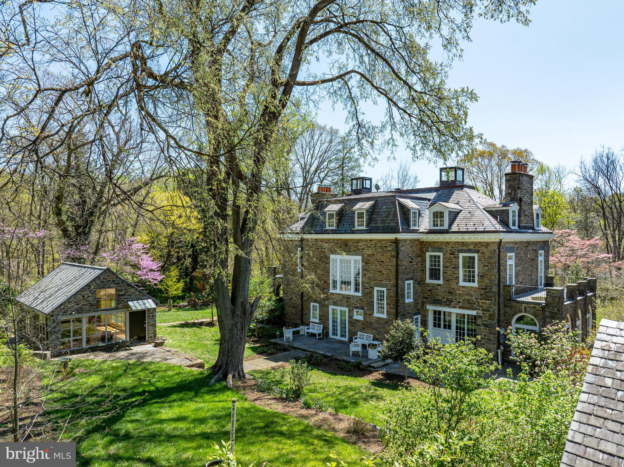 2325 PORTER STREET NW