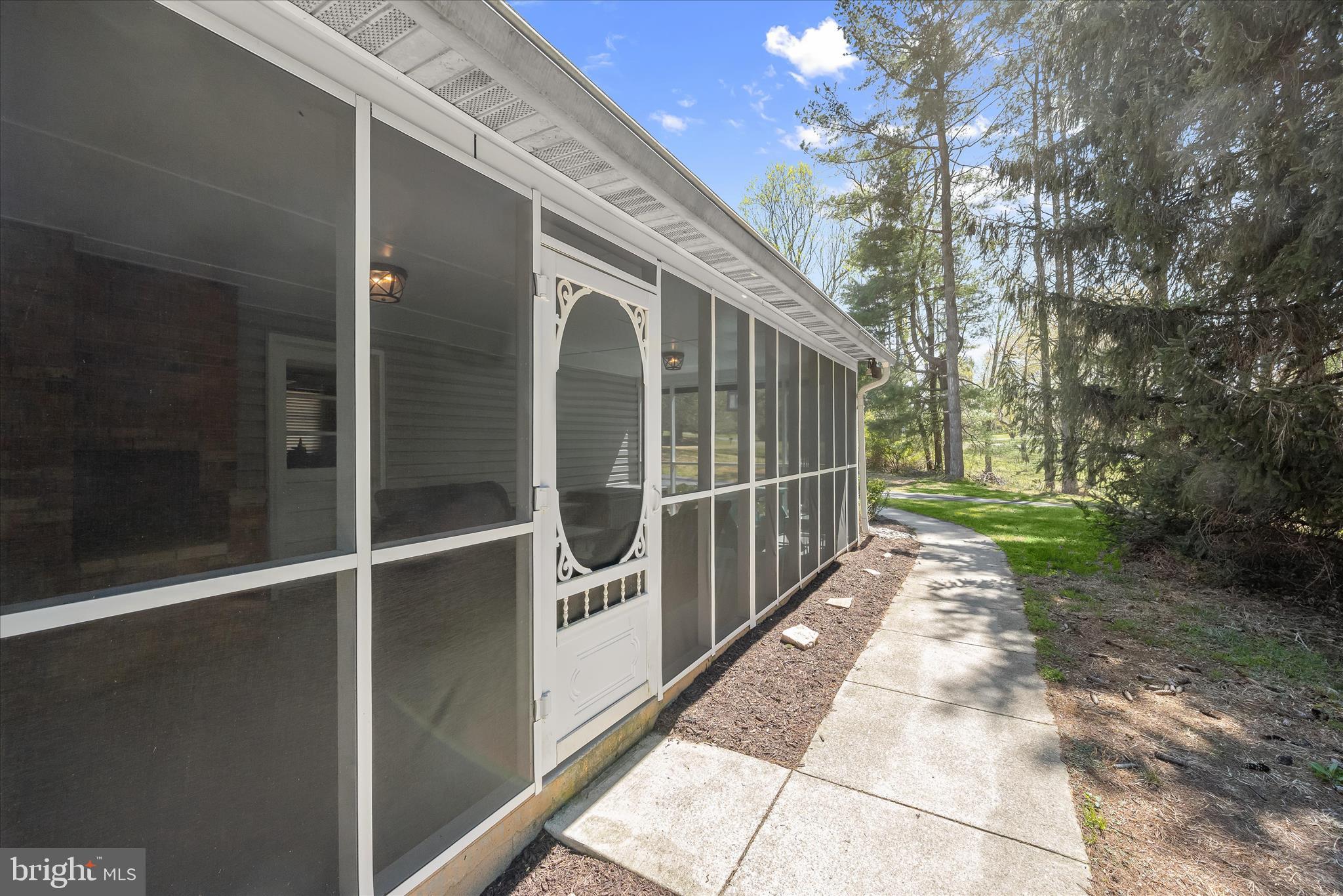 FOX DEN FARMS - Residential