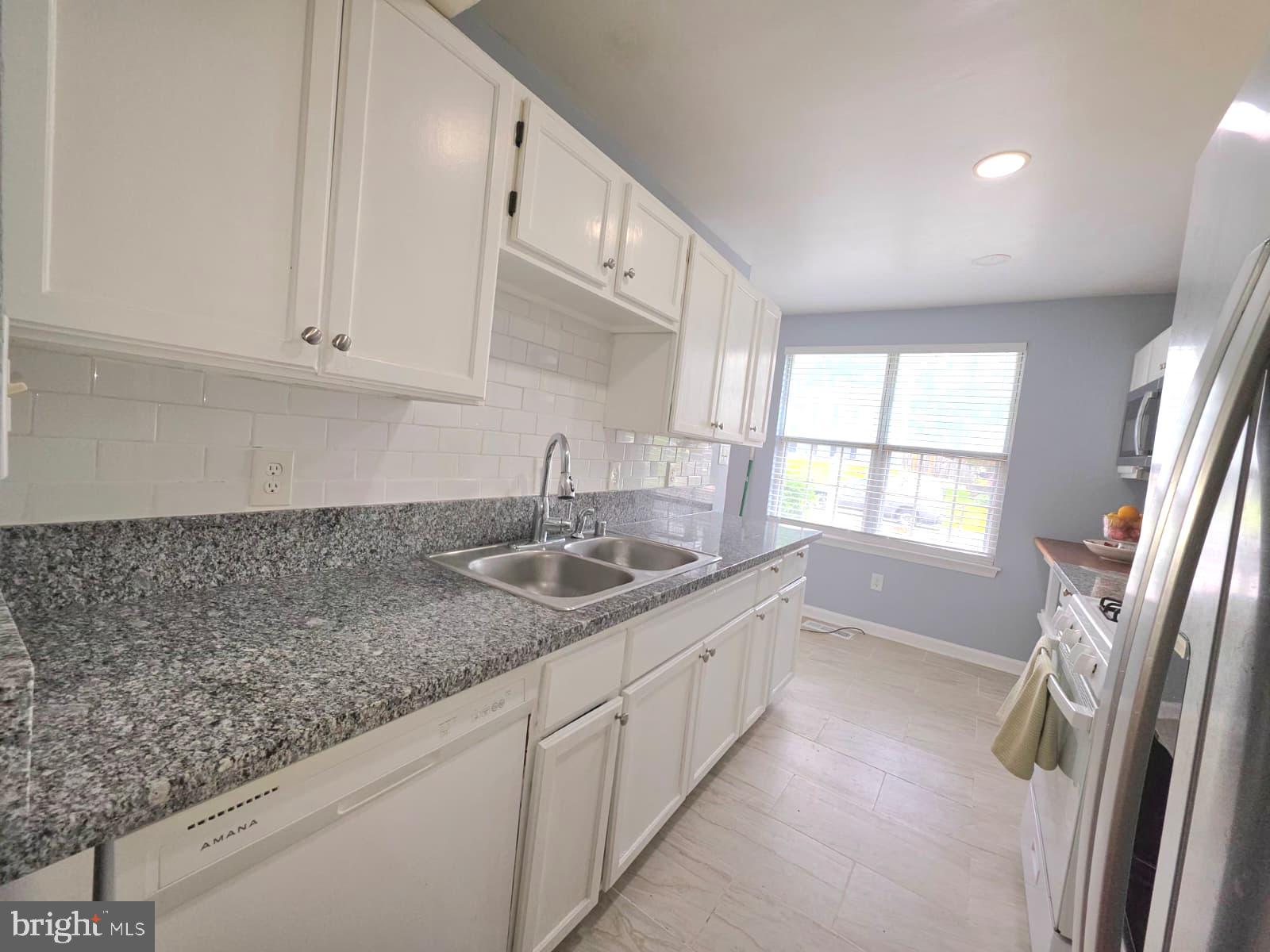 9105 CHESLEY KNOLL COURT