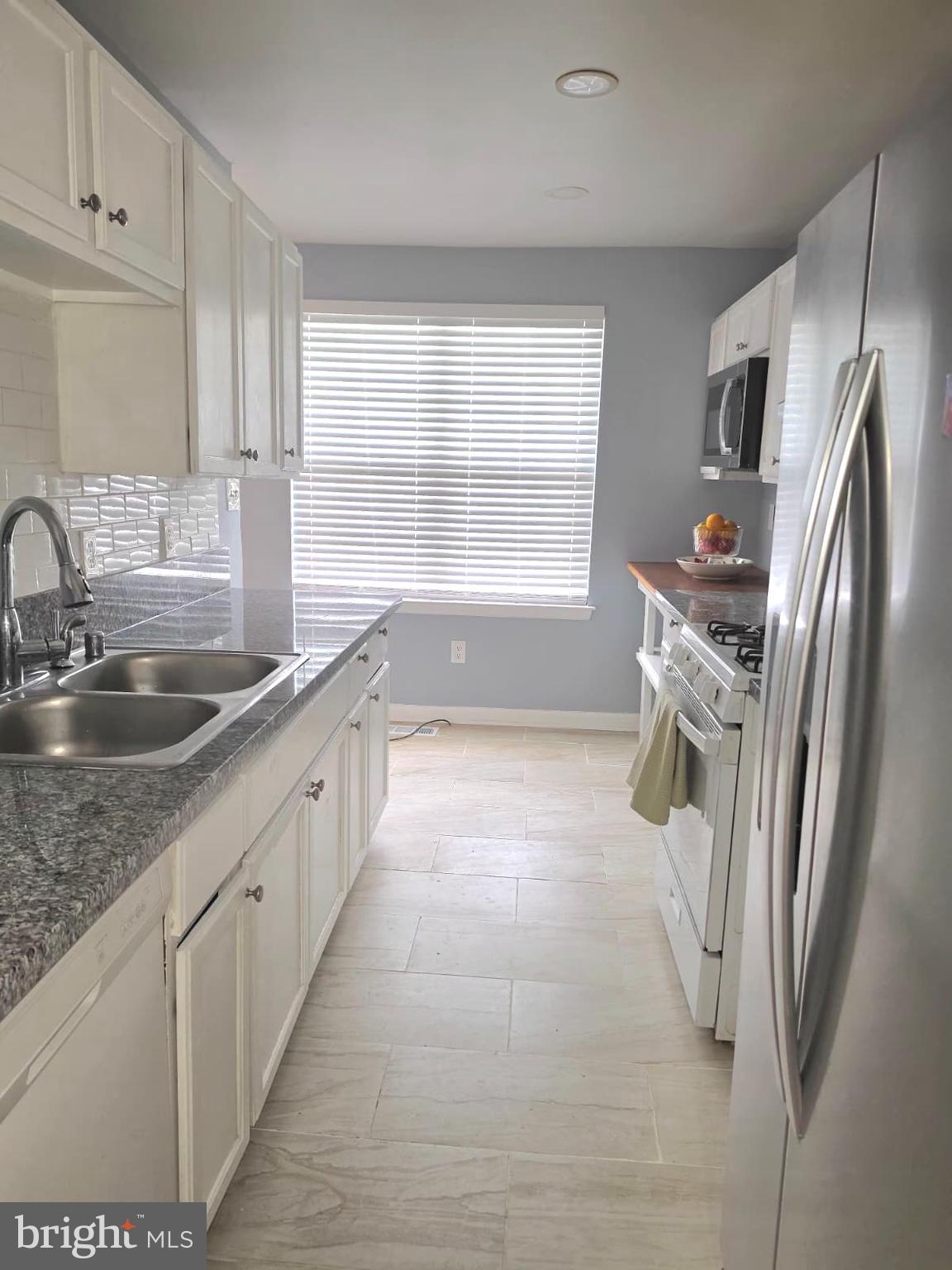 9105 CHESLEY KNOLL COURT