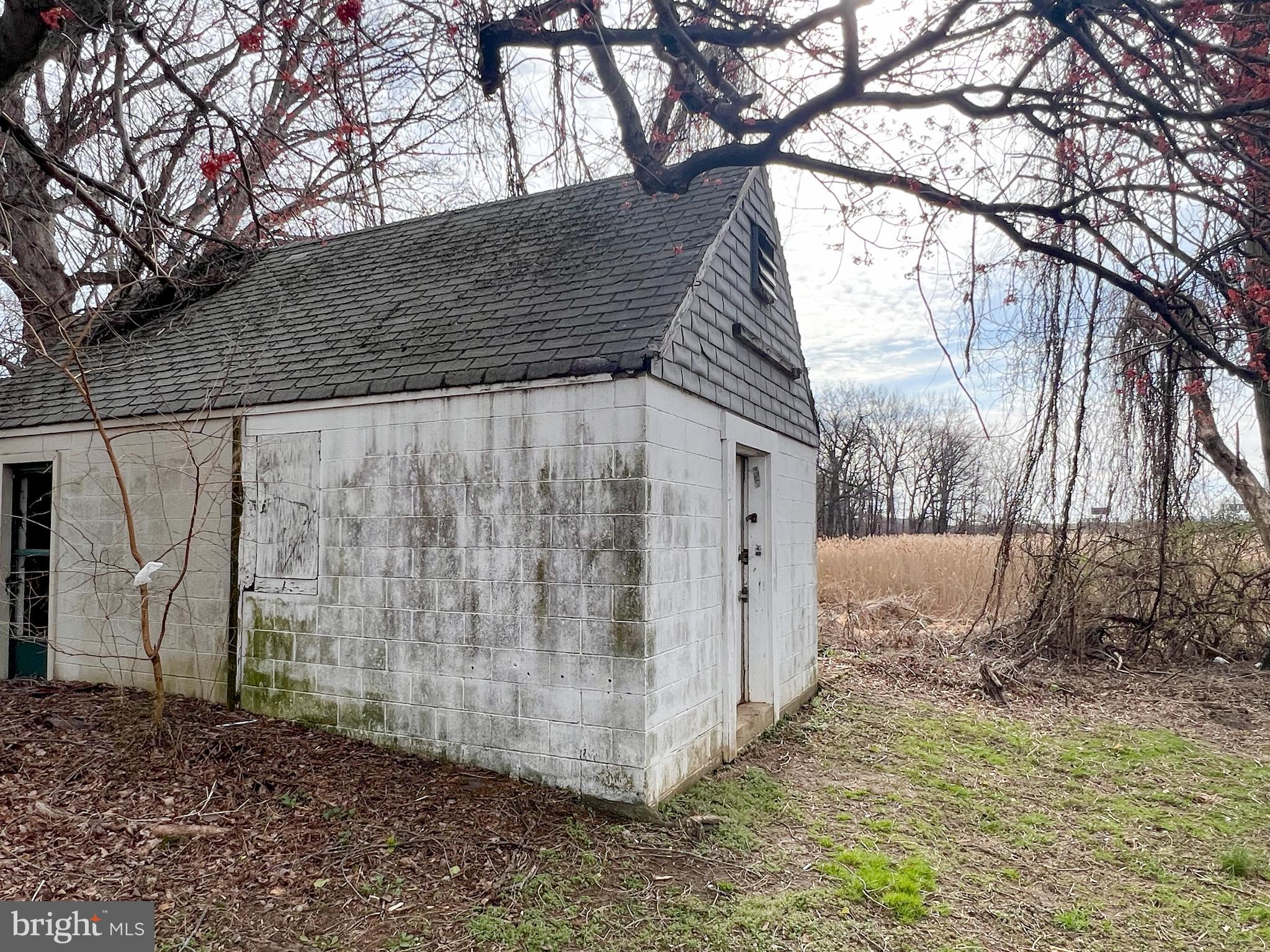 HOLLOWAY TERRACE - Residential