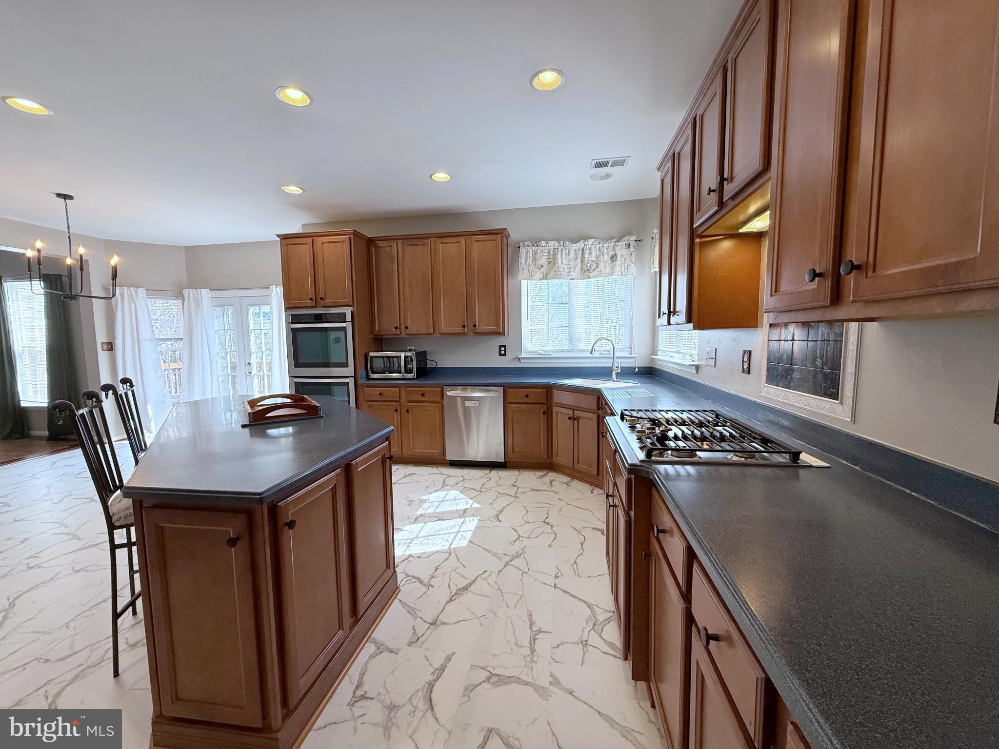 DAHLIA PARK OF WILDEWOOD - Residential