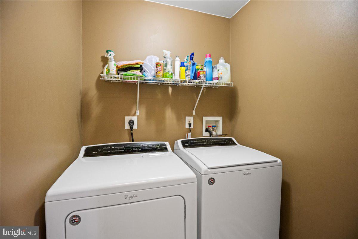 DAHLIA PARK OF WILDEWOOD - Residential