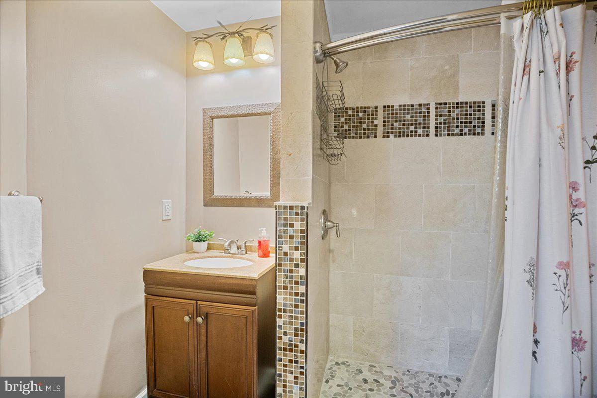 DAHLIA PARK OF WILDEWOOD - Residential