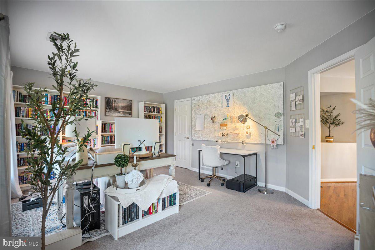 DAHLIA PARK OF WILDEWOOD - Residential