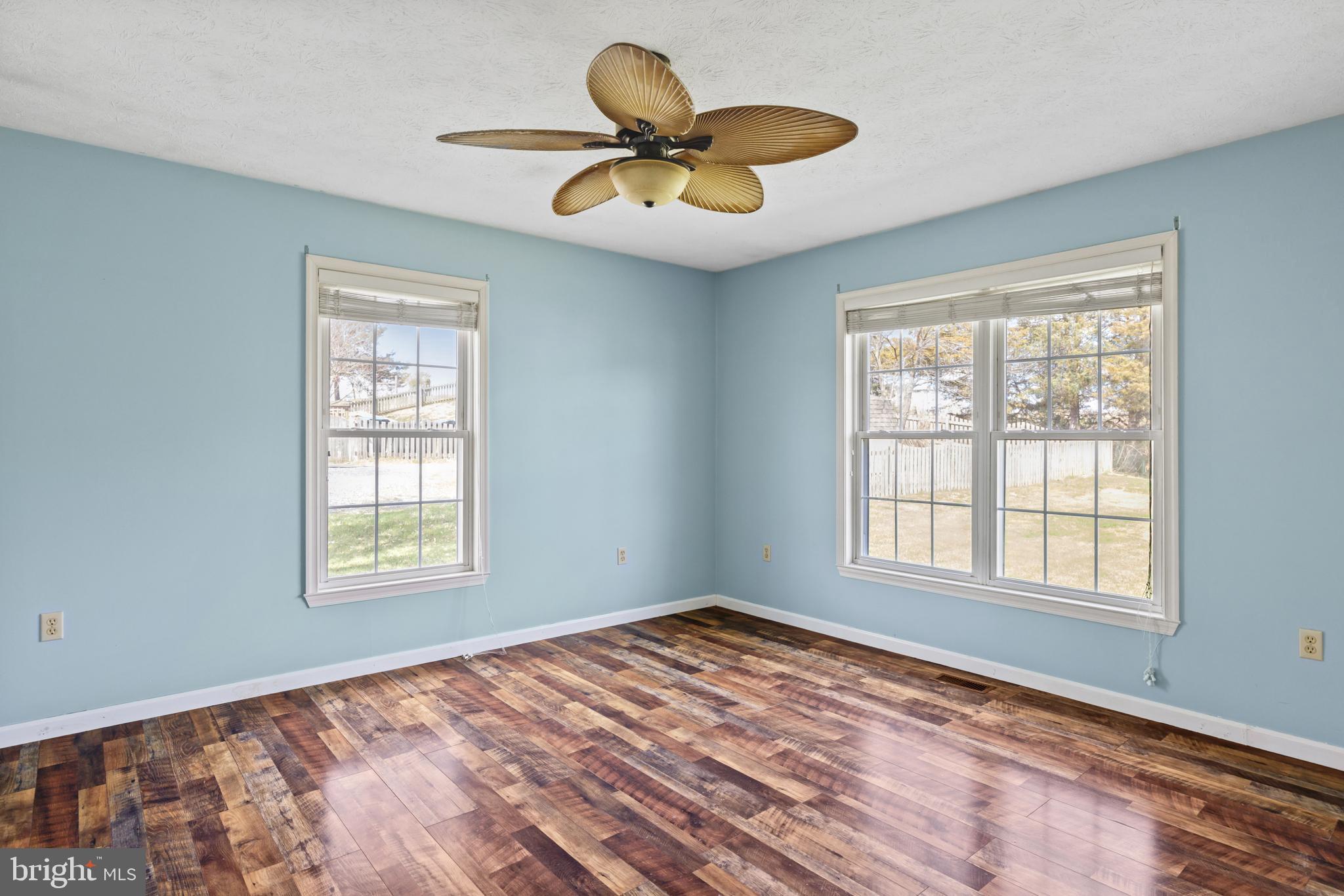 HORSESHOE BEND - Residential