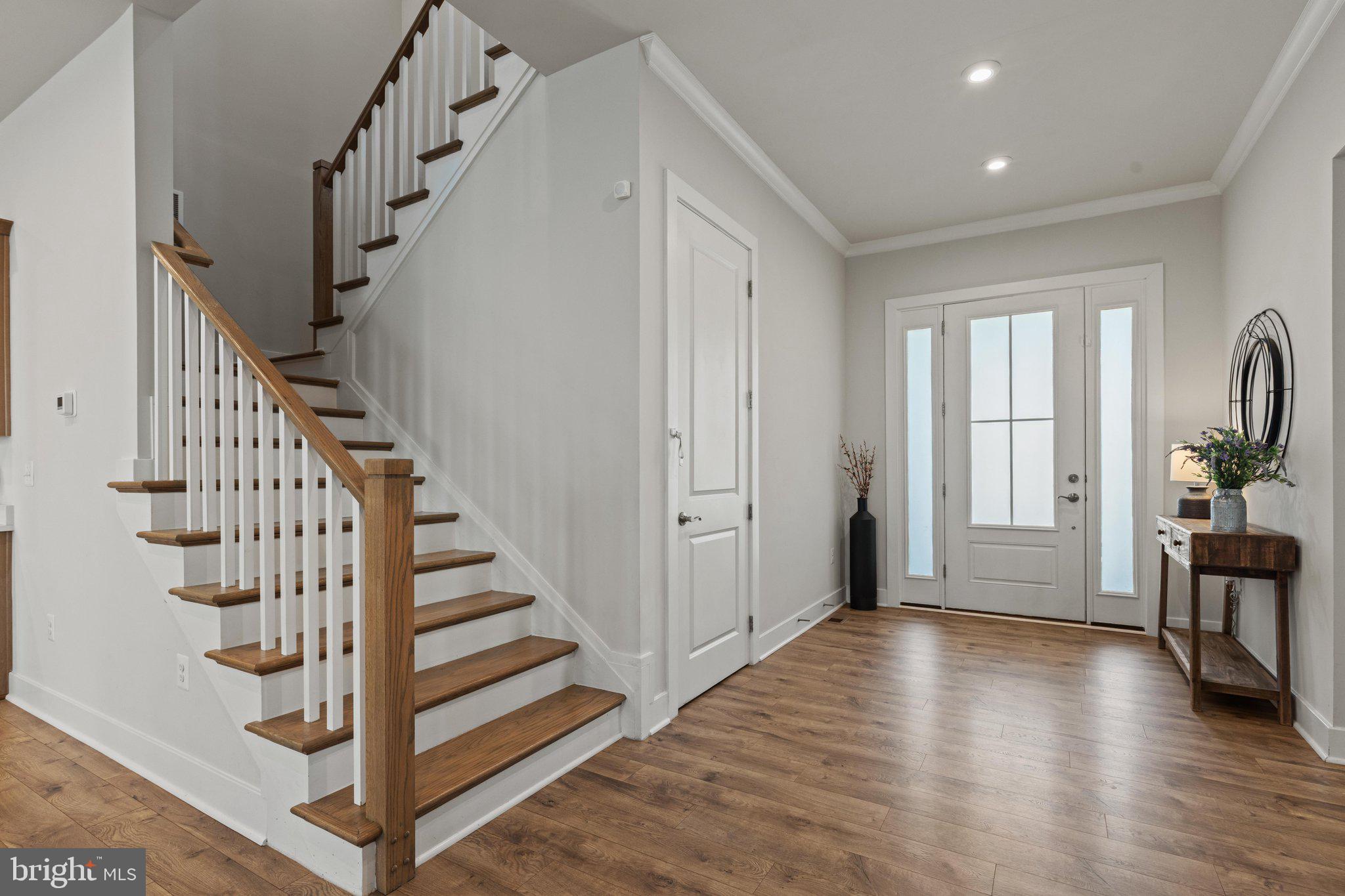 819 BANKER DRIVE SW