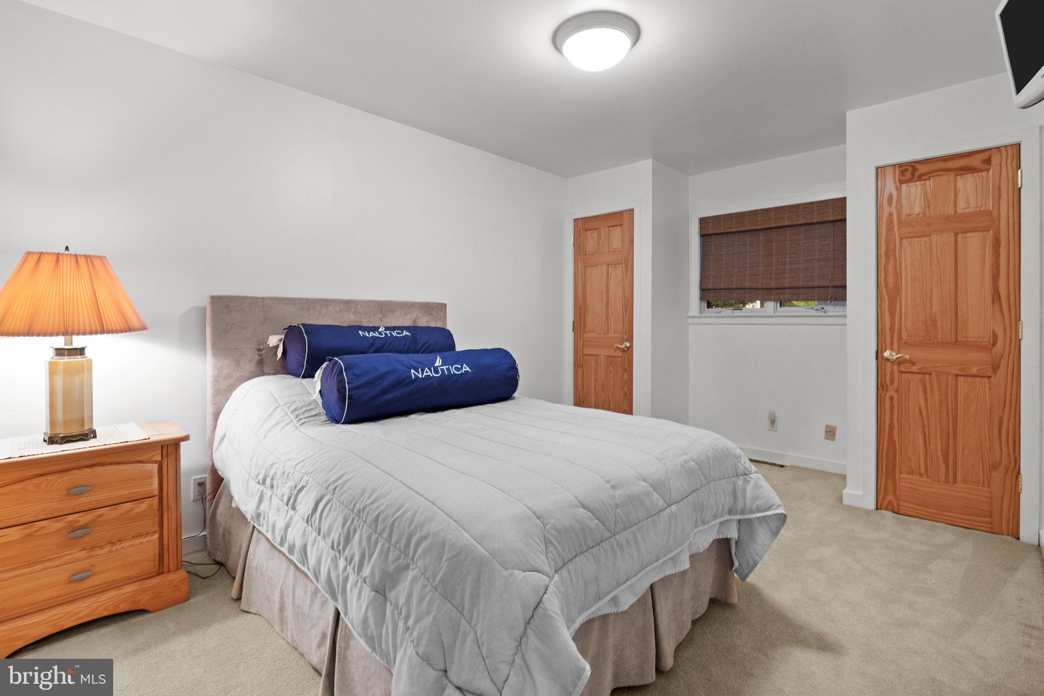 WHISPERING WOODS - Residential