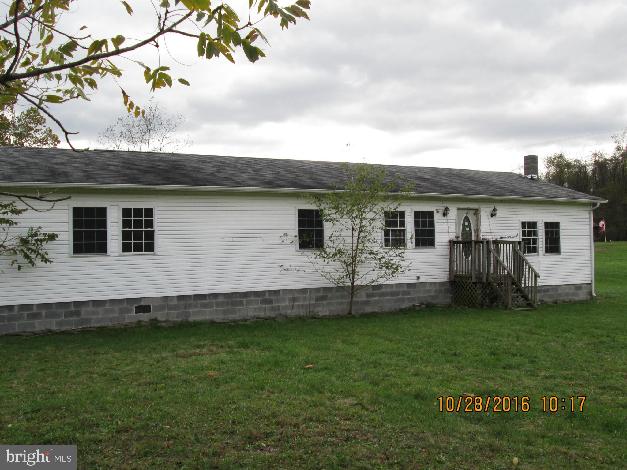 LITTLE MOUNTAIN ESTATES - Residential