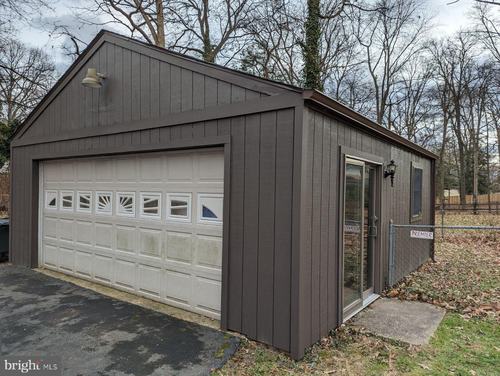 CHELSEA BEACH - Residential