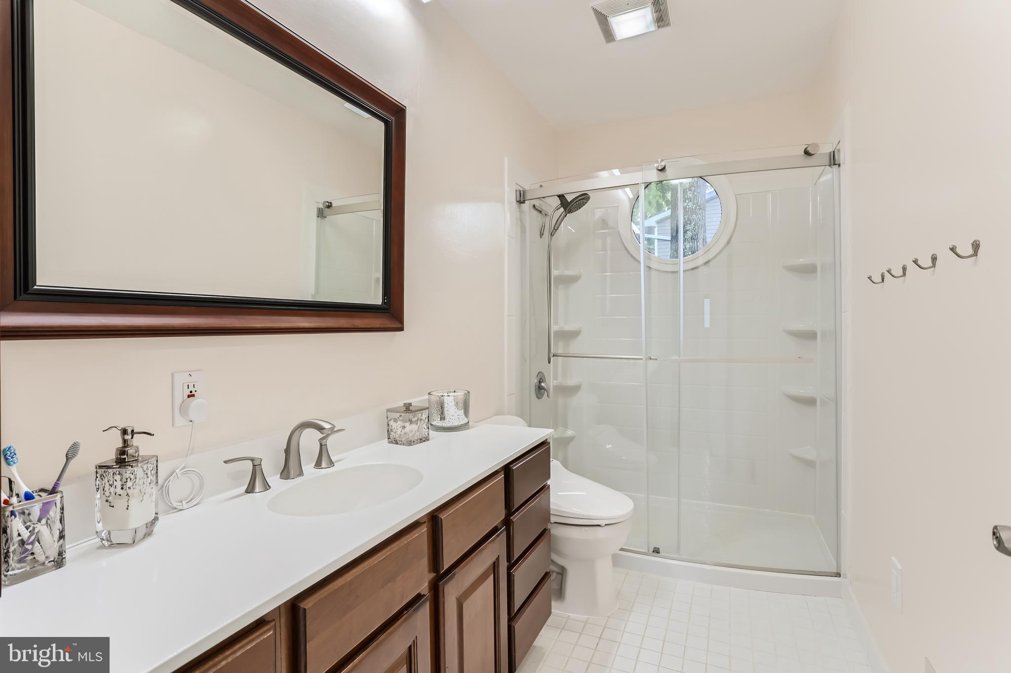 CHELSEA BEACH - Residential