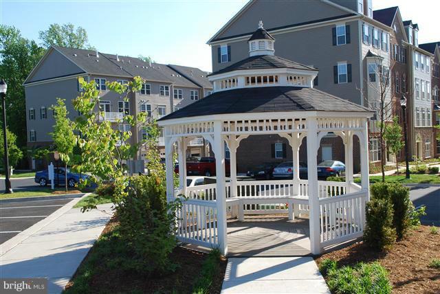 STONEY RUN - Residential