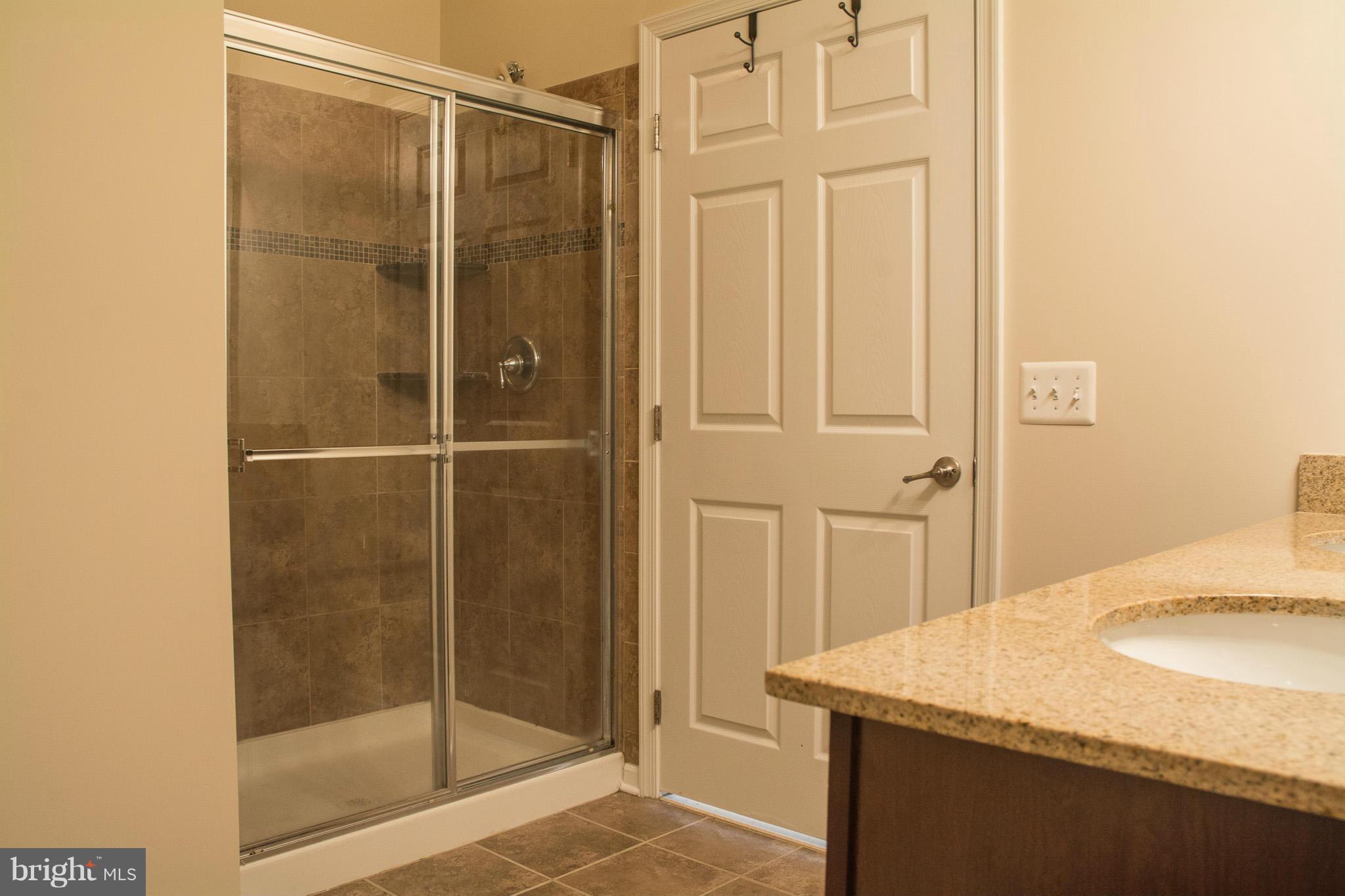 STONEY RUN - Residential