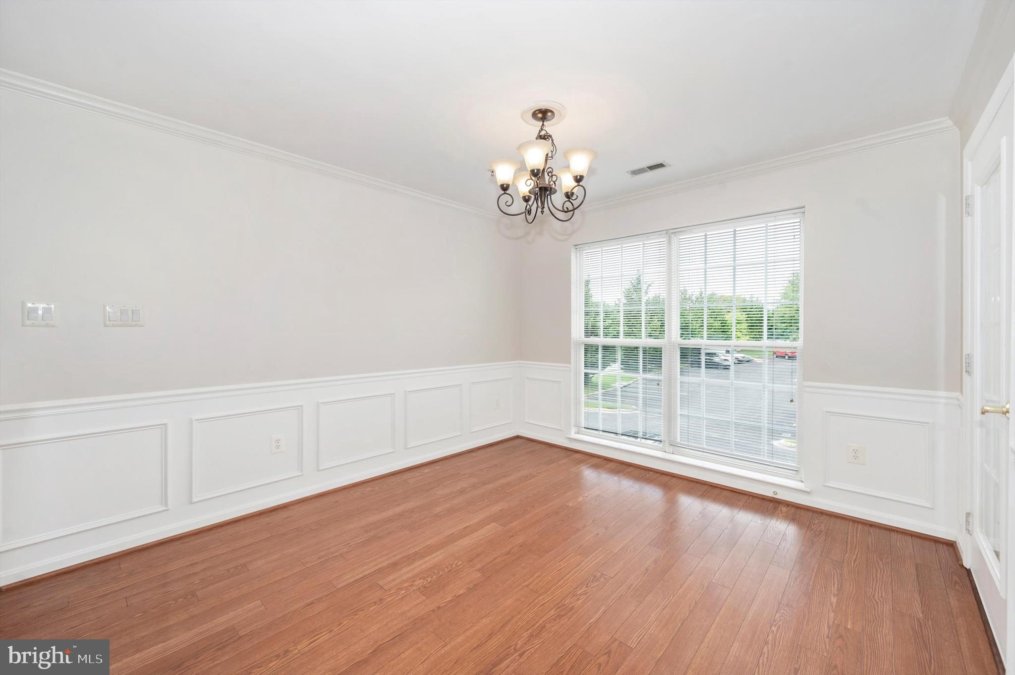 BALLENGER CREEK CENTER POND - Residential