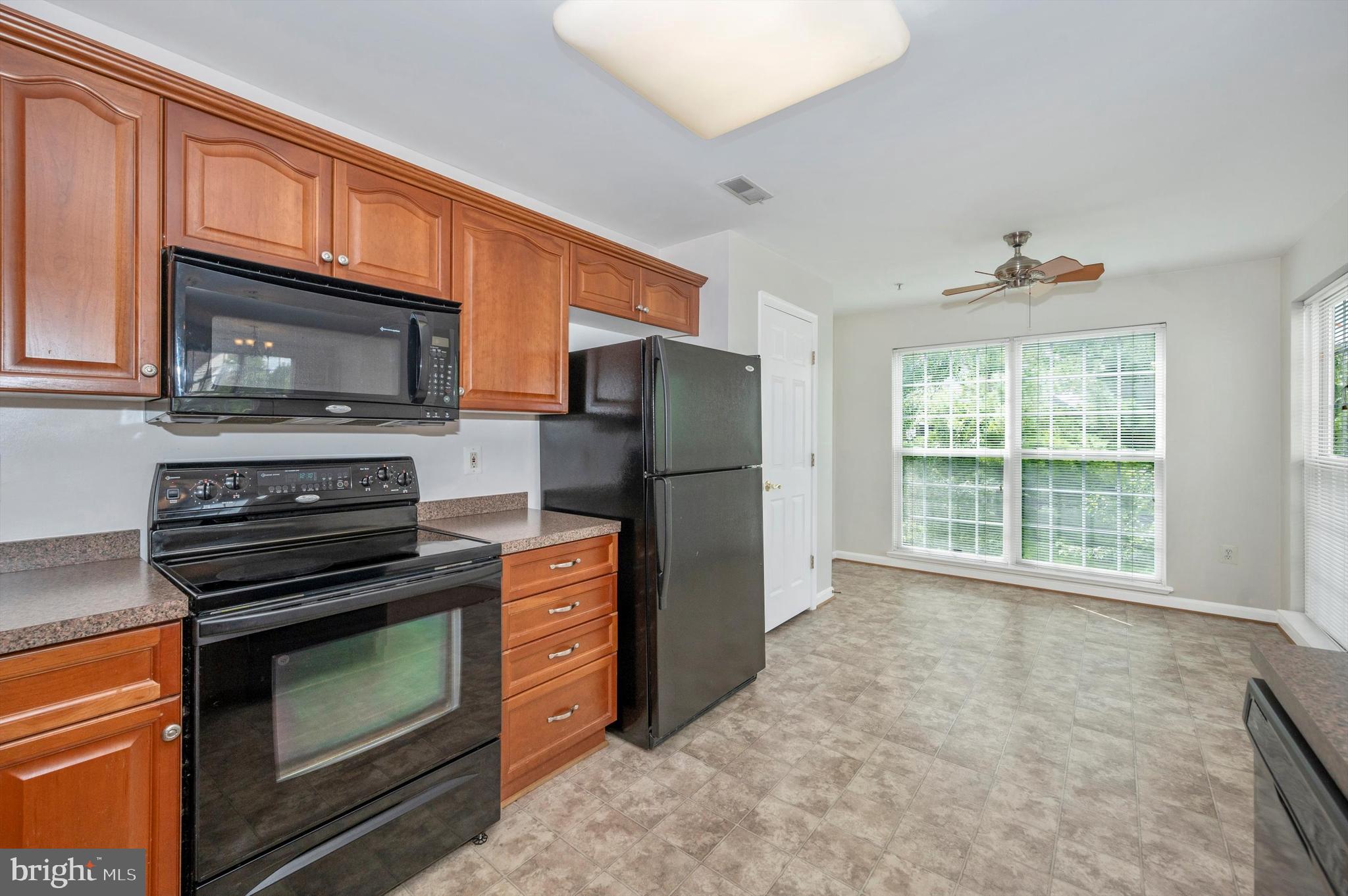 BALLENGER CREEK CENTER POND - Residential