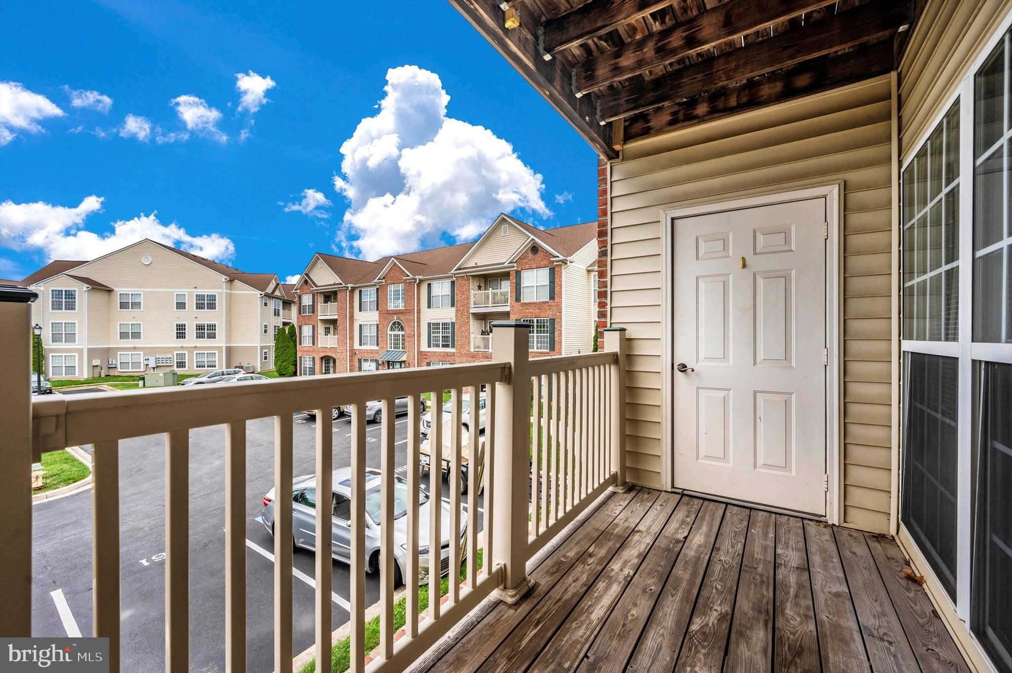 BALLENGER CREEK CENTER POND - Residential
