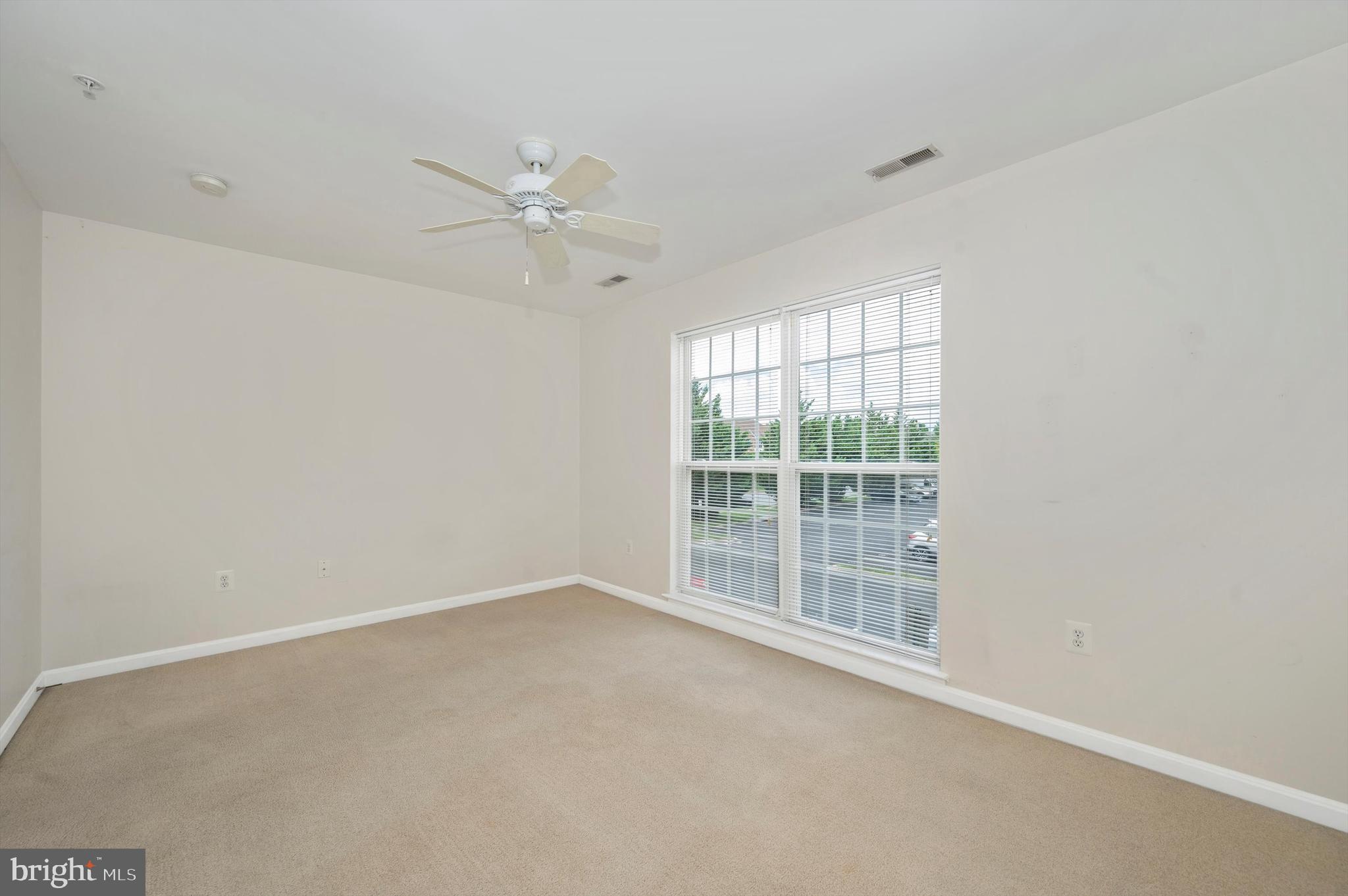 BALLENGER CREEK CENTER POND - Residential