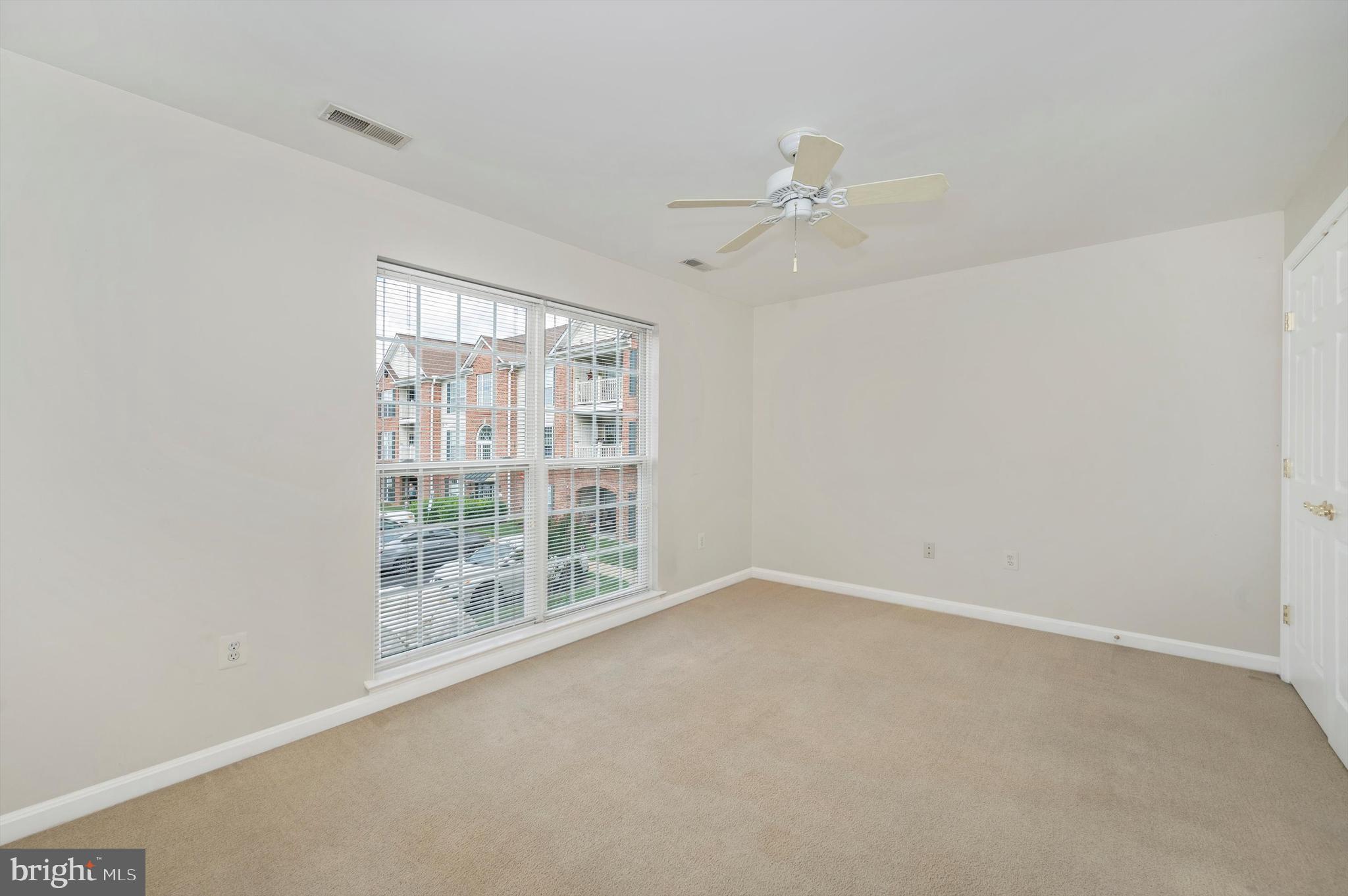 BALLENGER CREEK CENTER POND - Residential