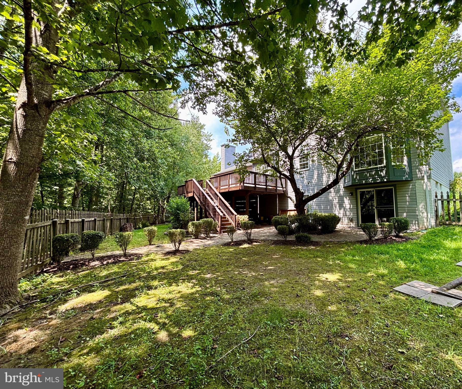 HAMPTON OAKS - Residential