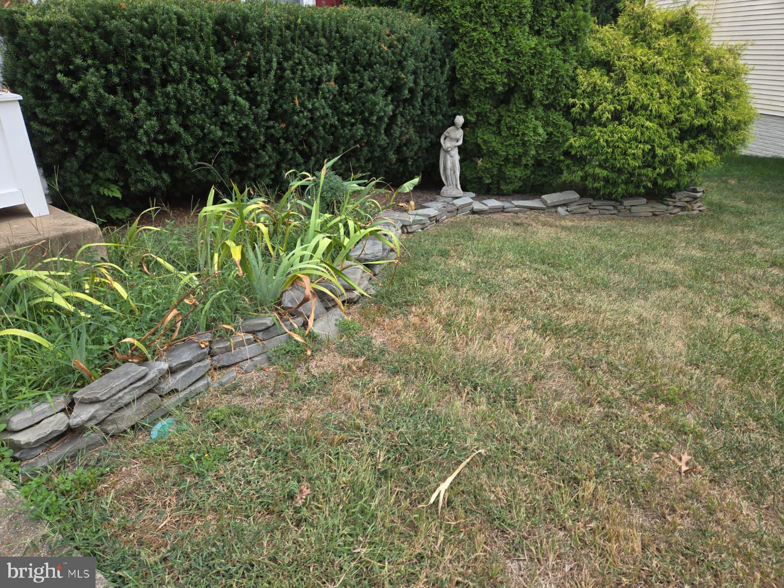 RIDGES AT ASHBURN - Residential Lease