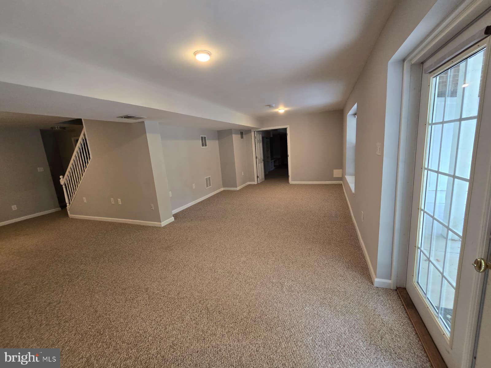 RIDGES AT ASHBURN - Residential Lease