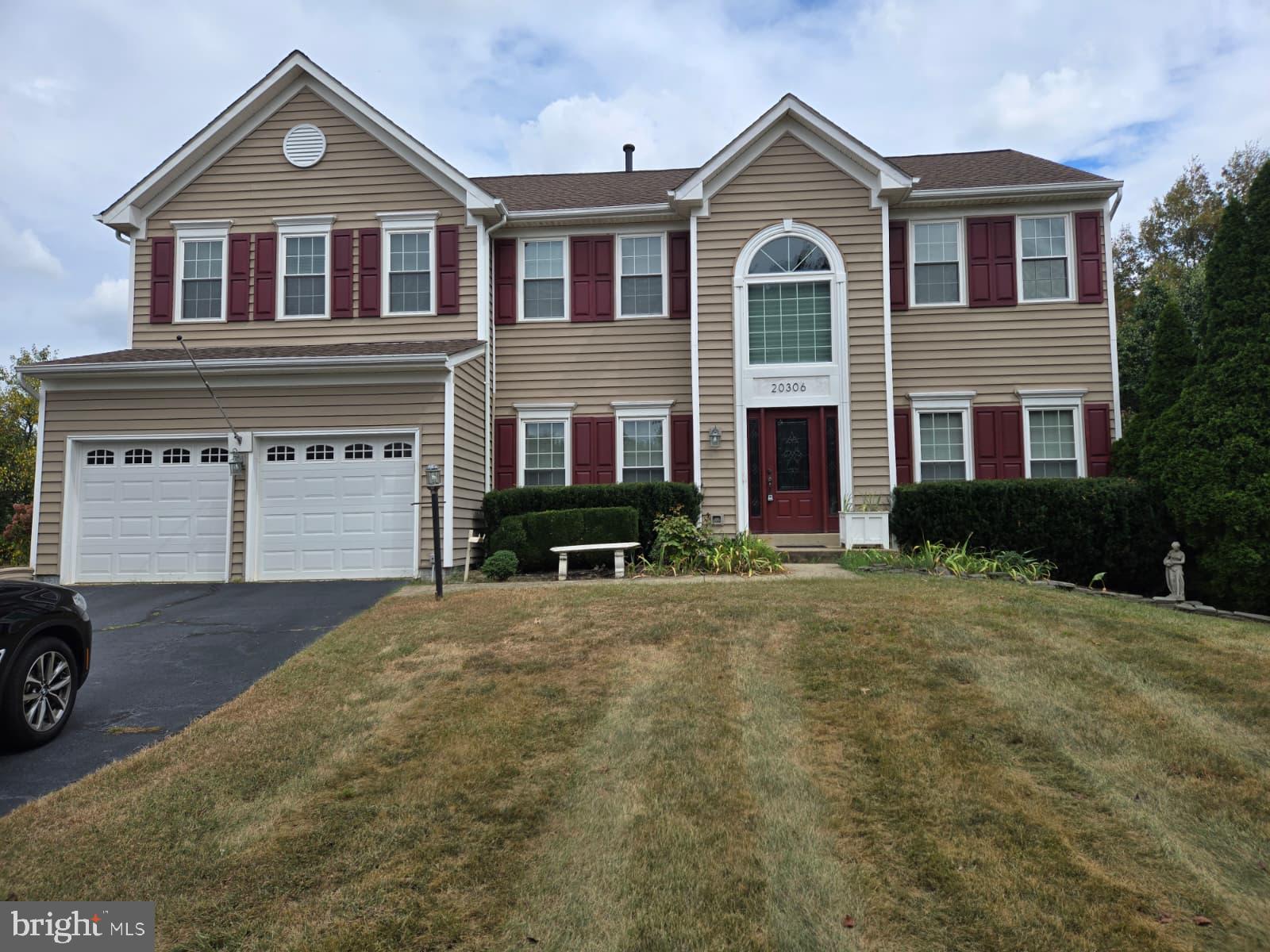 RIDGES AT ASHBURN - Residential Lease