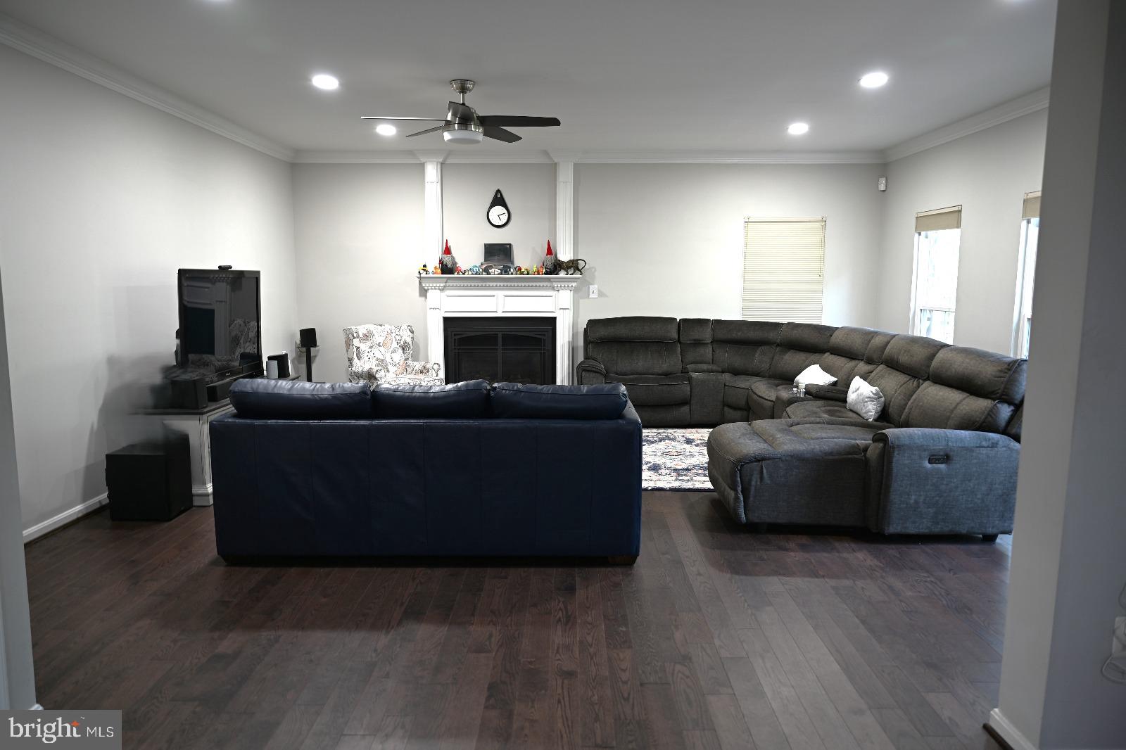 RIDGES AT ASHBURN - Residential Lease