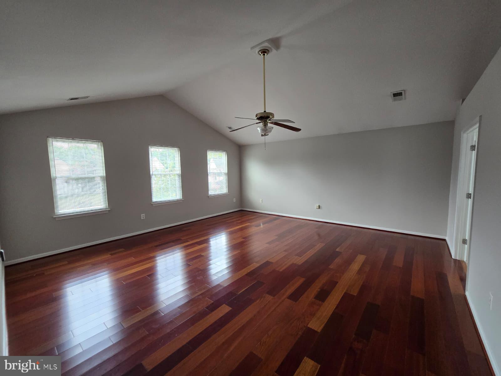 RIDGES AT ASHBURN - Residential Lease