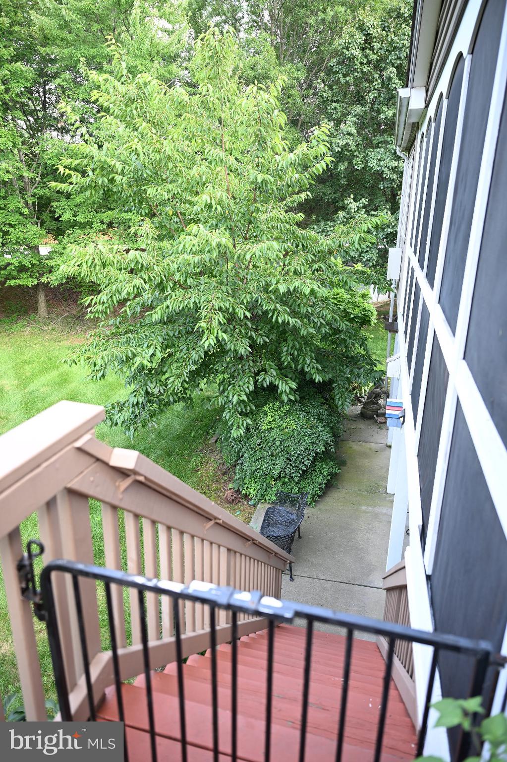 RIDGES AT ASHBURN - Residential Lease