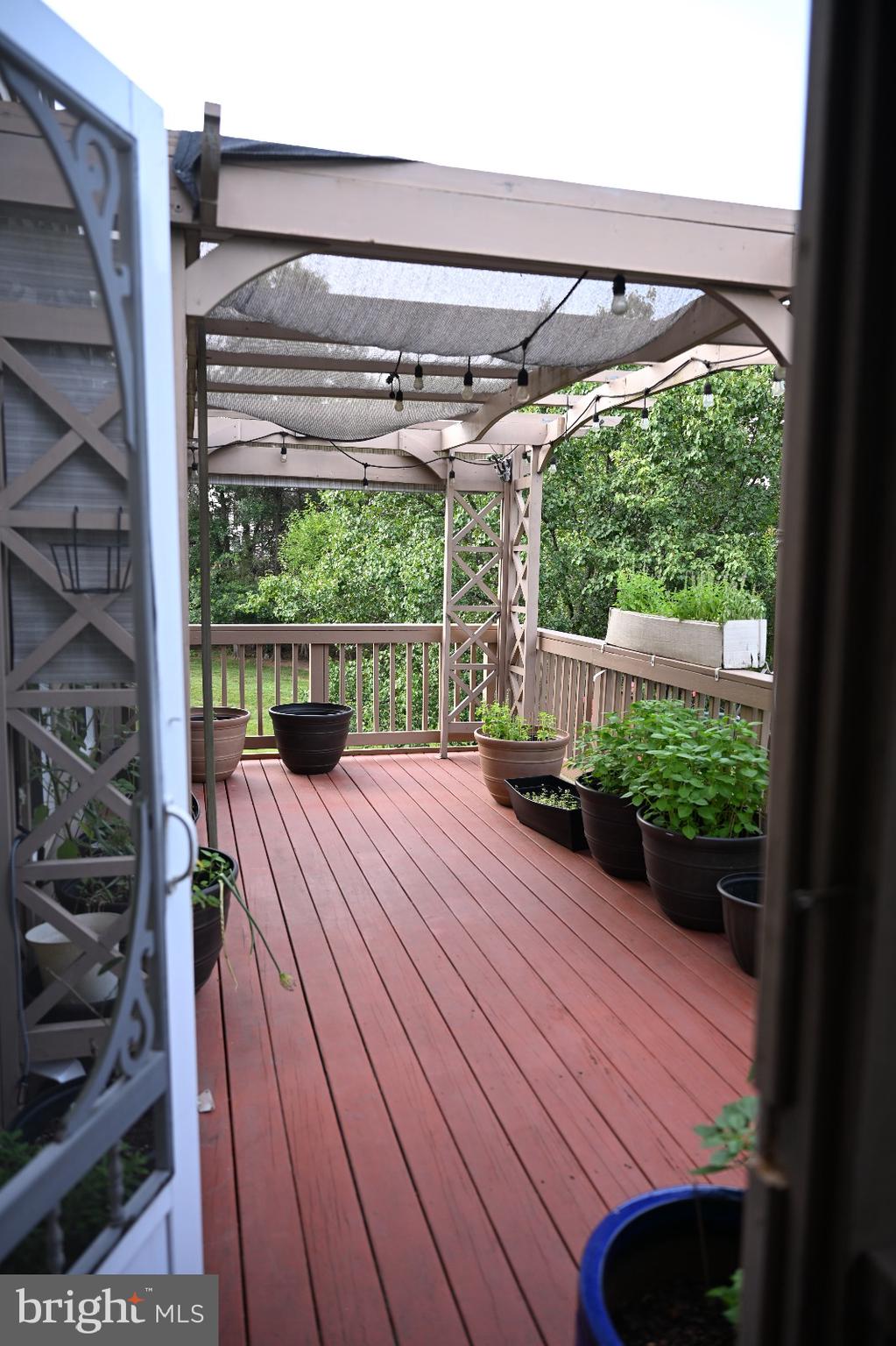 RIDGES AT ASHBURN - Residential Lease