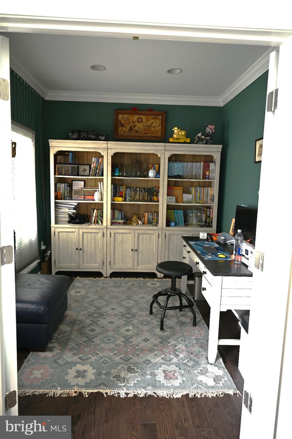 RIDGES AT ASHBURN - Residential Lease