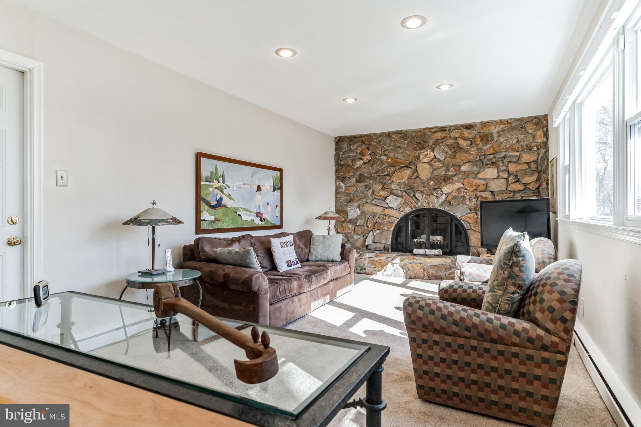 SCOTS GLEN - Residential