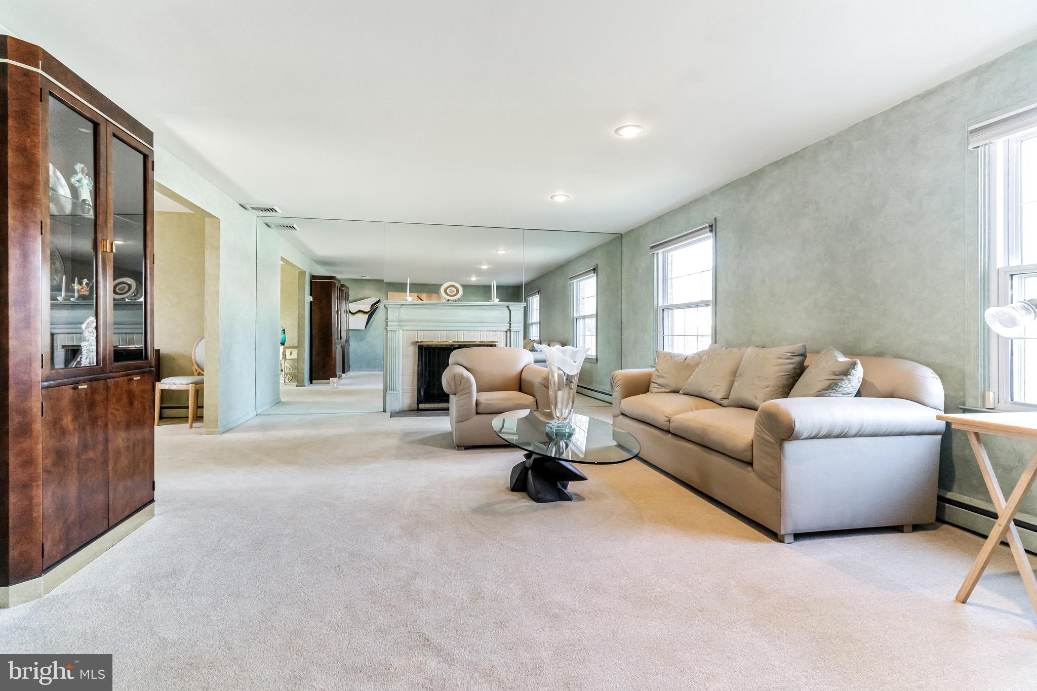 SCOTS GLEN - Residential