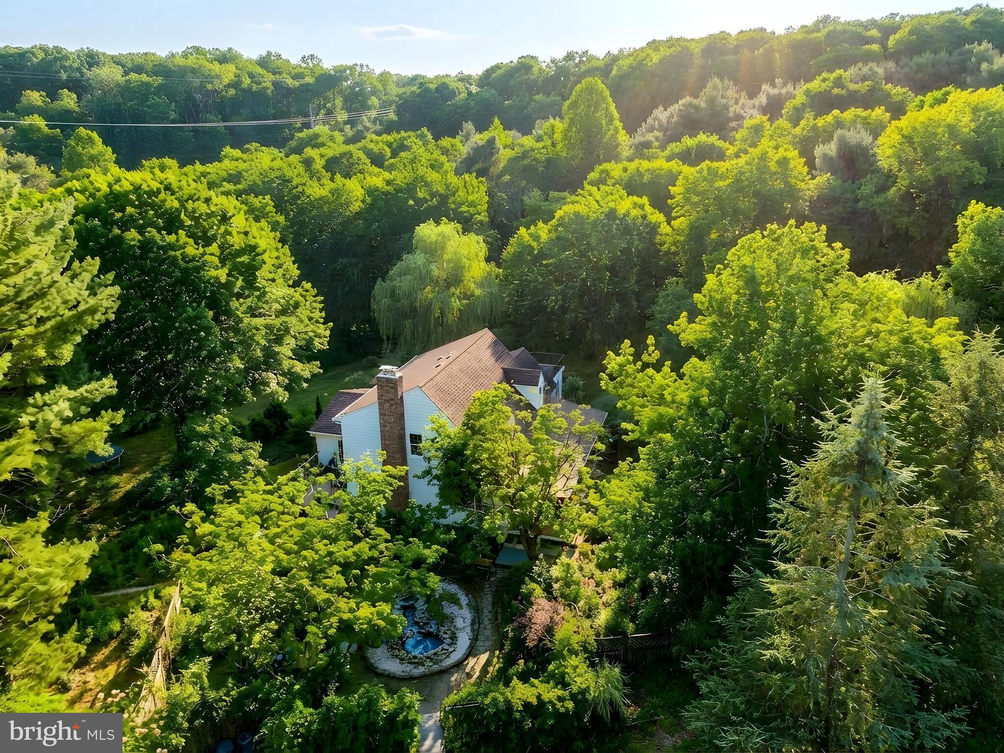 BEE TREE MANOR - Residential