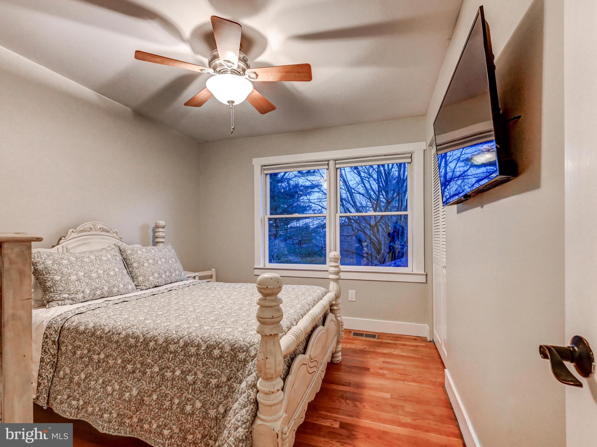 BEE TREE MANOR - Residential