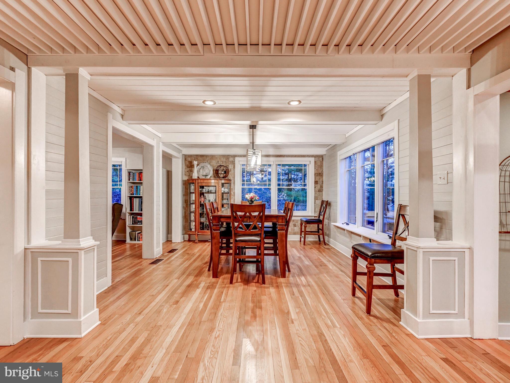 BEE TREE MANOR - Residential