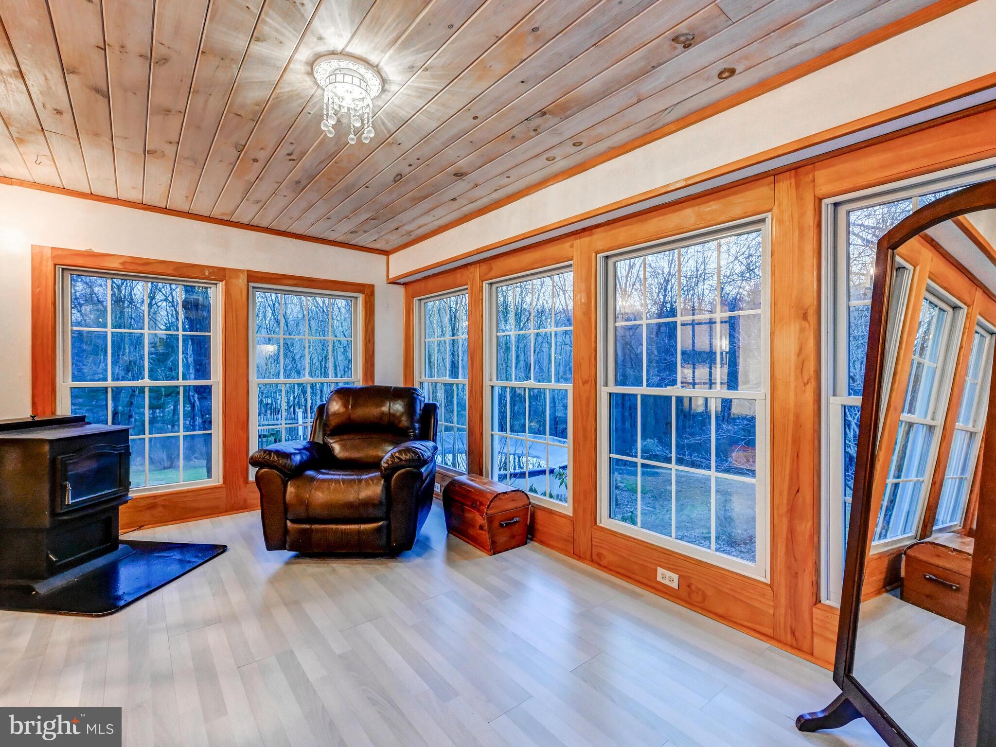 BEE TREE MANOR - Residential