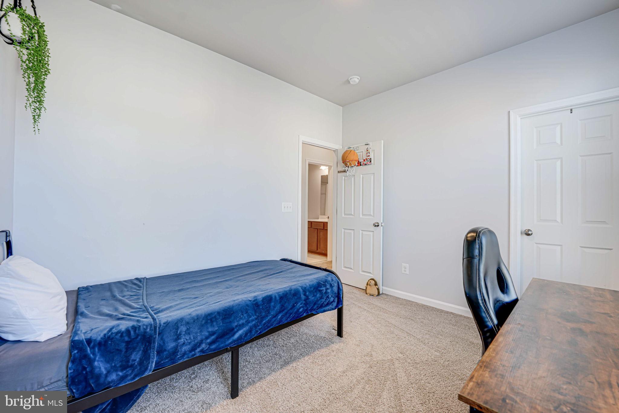 EMBREY MILL - Residential