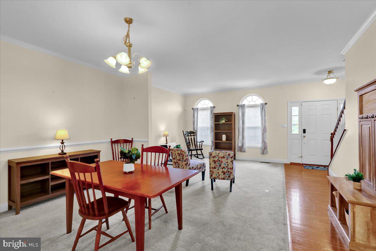 11 FALLOWFIELD CIRCLE