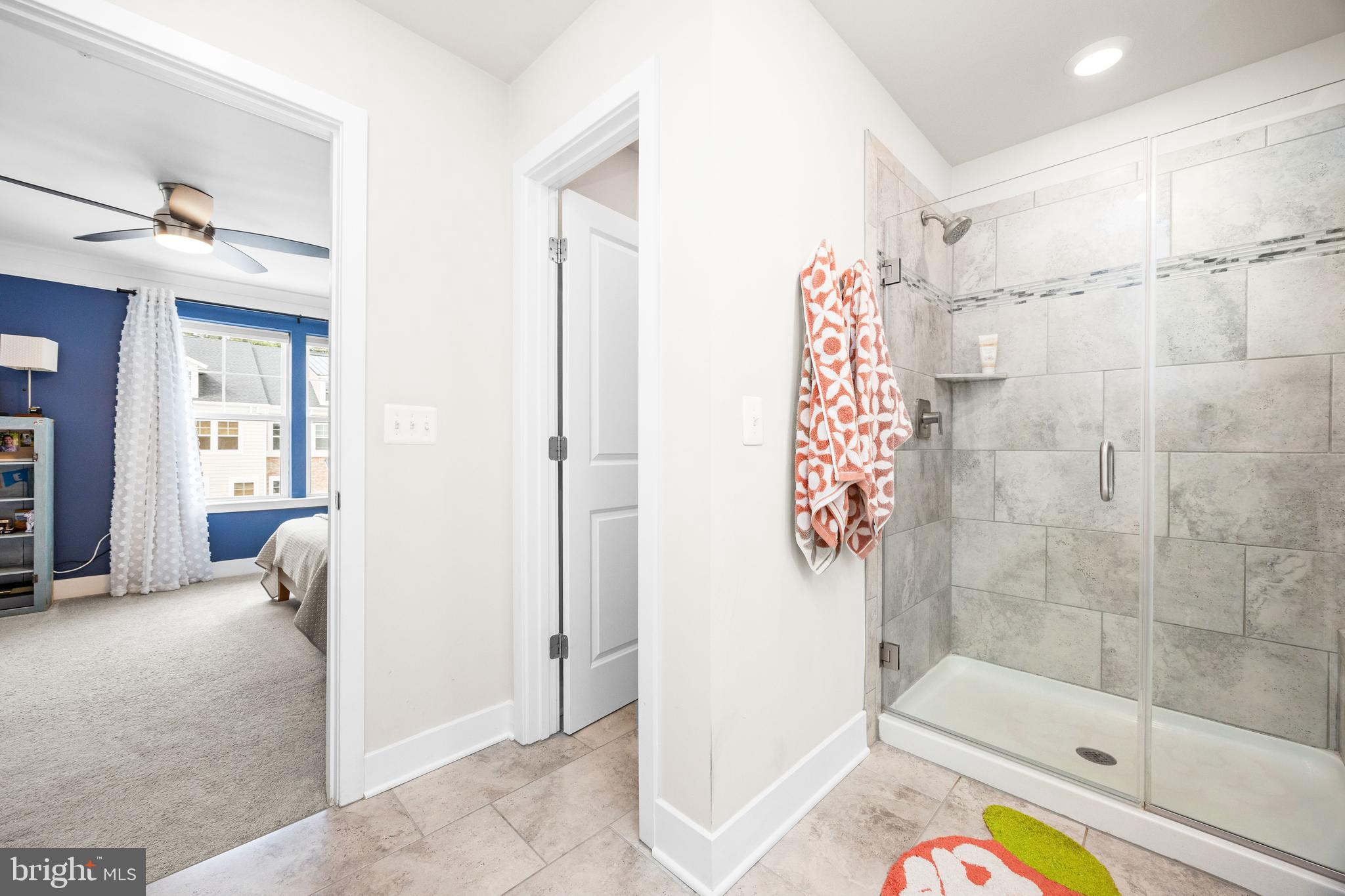 SEA OAKS VILLAGE - Residential