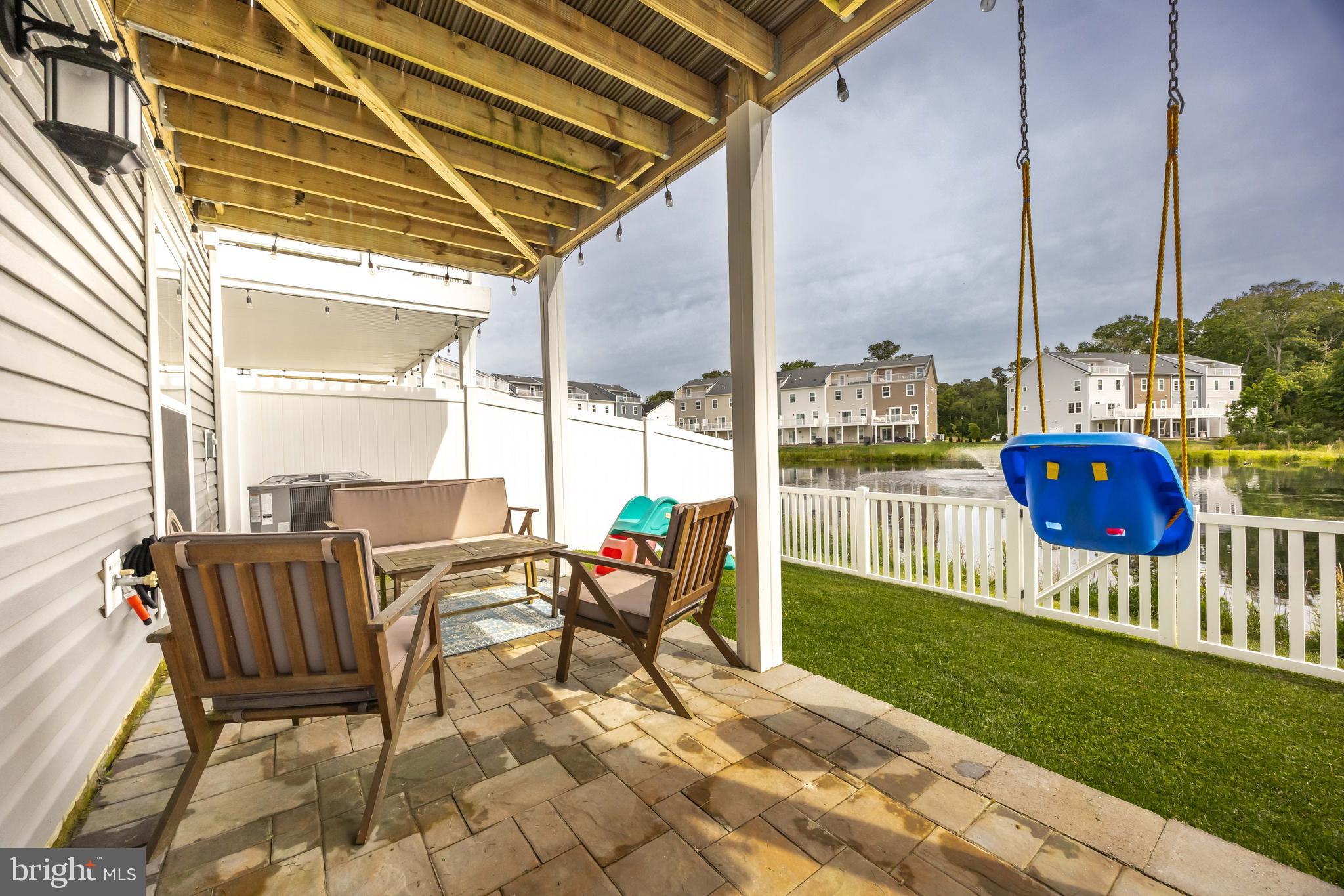 SEA OAKS VILLAGE - Residential