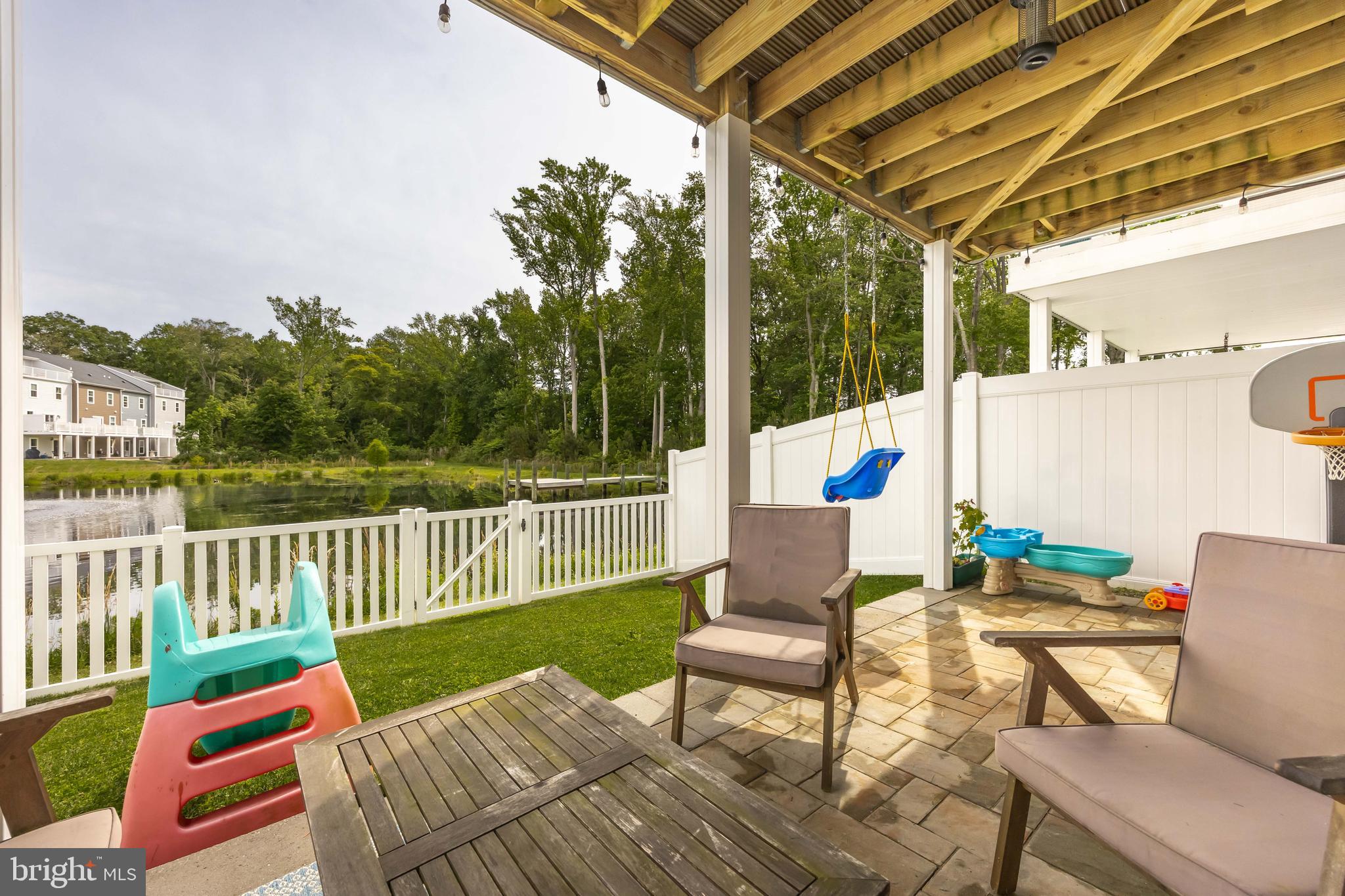 SEA OAKS VILLAGE - Residential