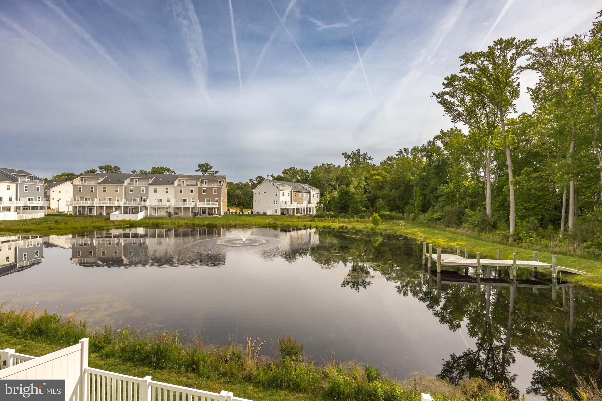 SEA OAKS VILLAGE - Residential