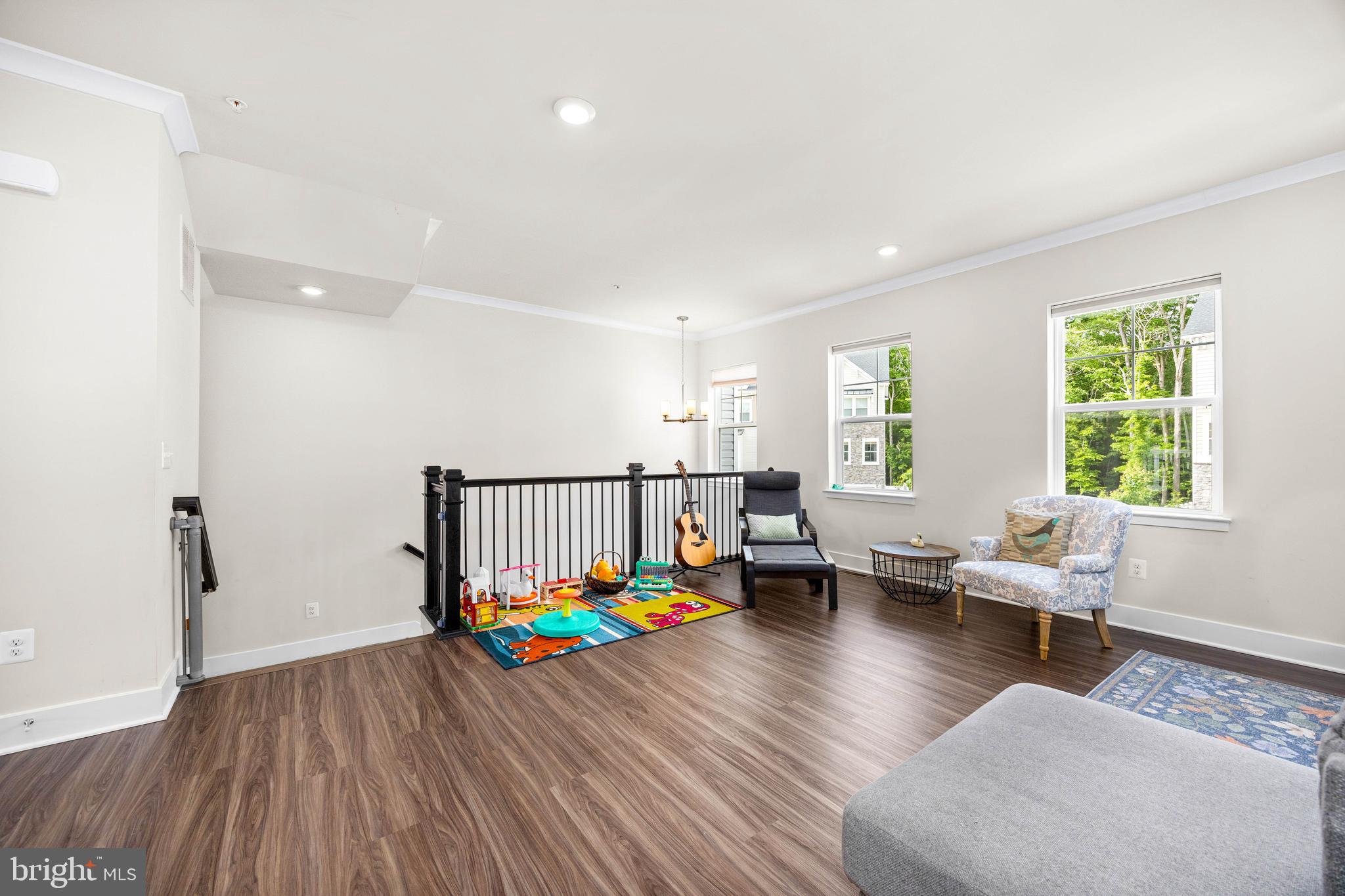 SEA OAKS VILLAGE - Residential