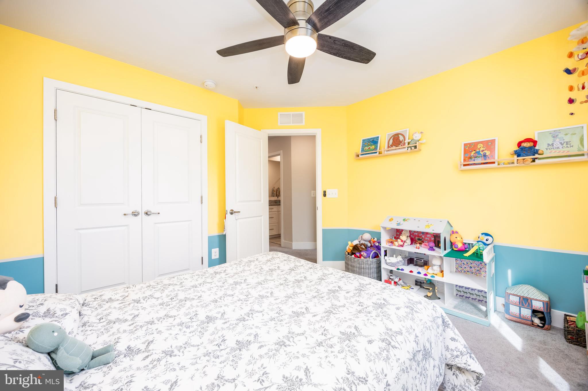 SEA OAKS VILLAGE - Residential