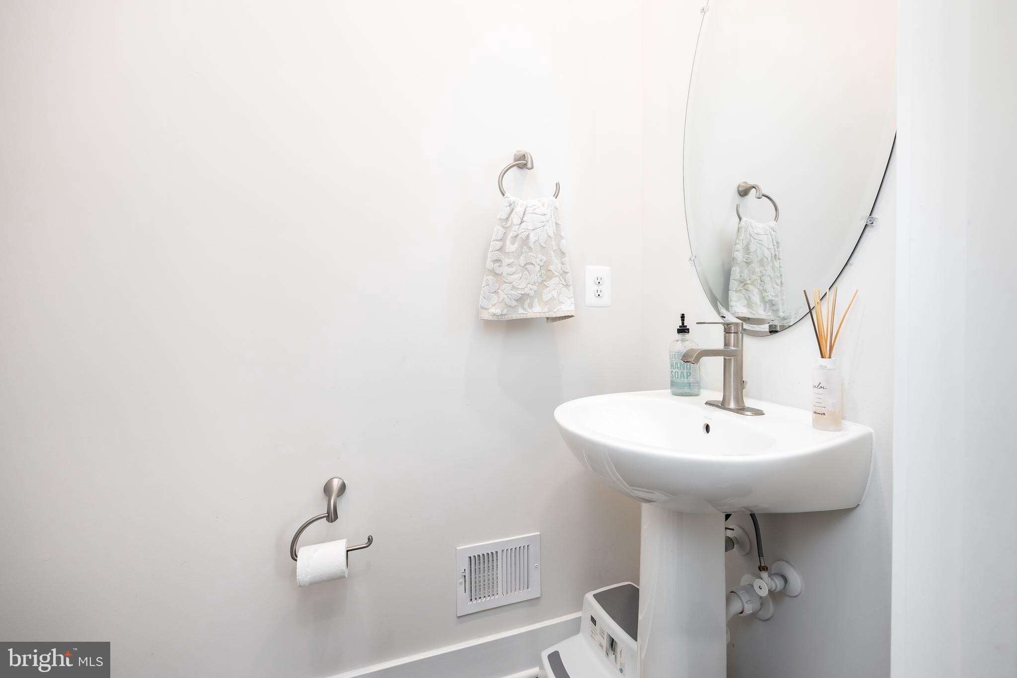 SEA OAKS VILLAGE - Residential