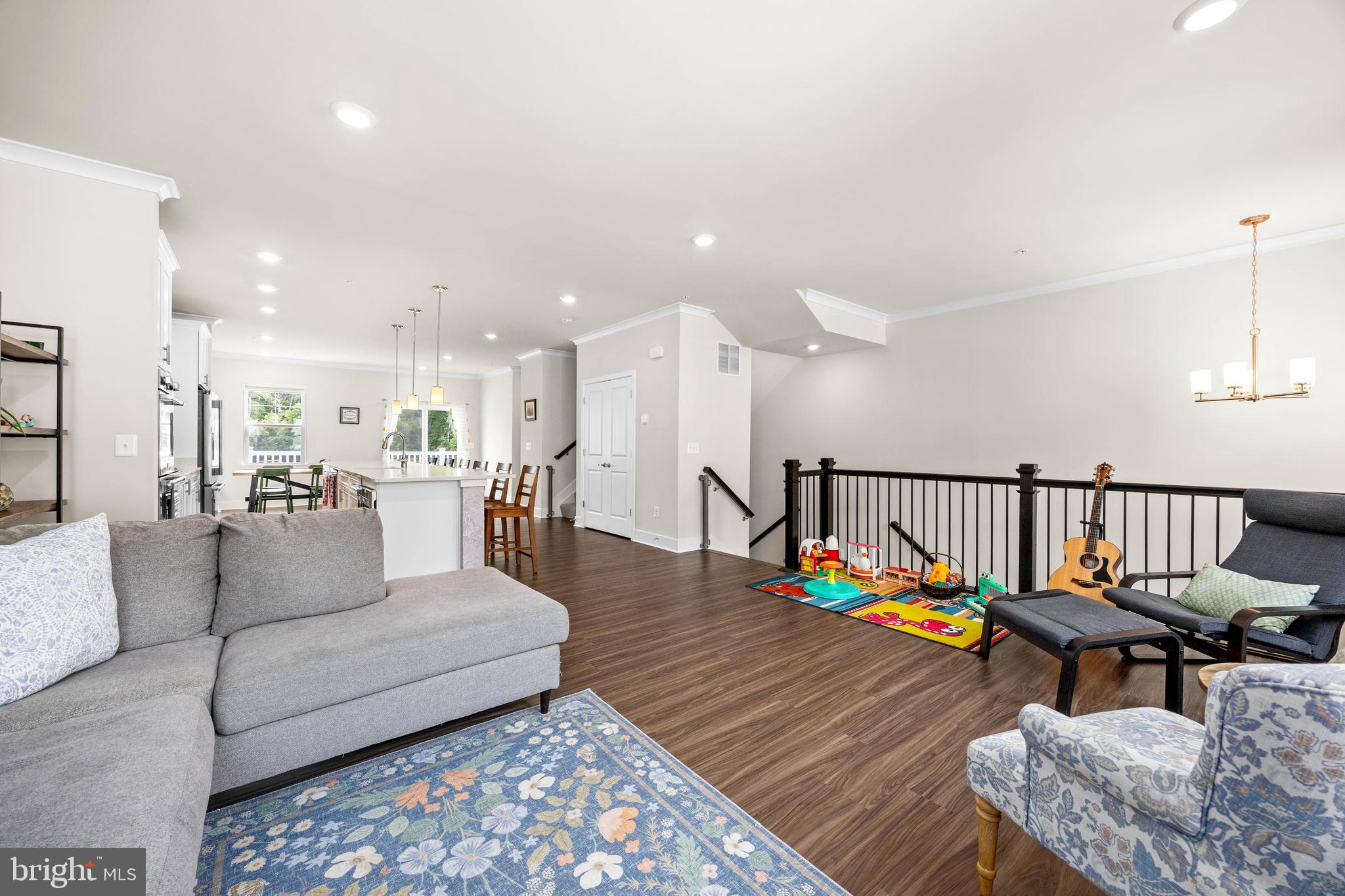 SEA OAKS VILLAGE - Residential